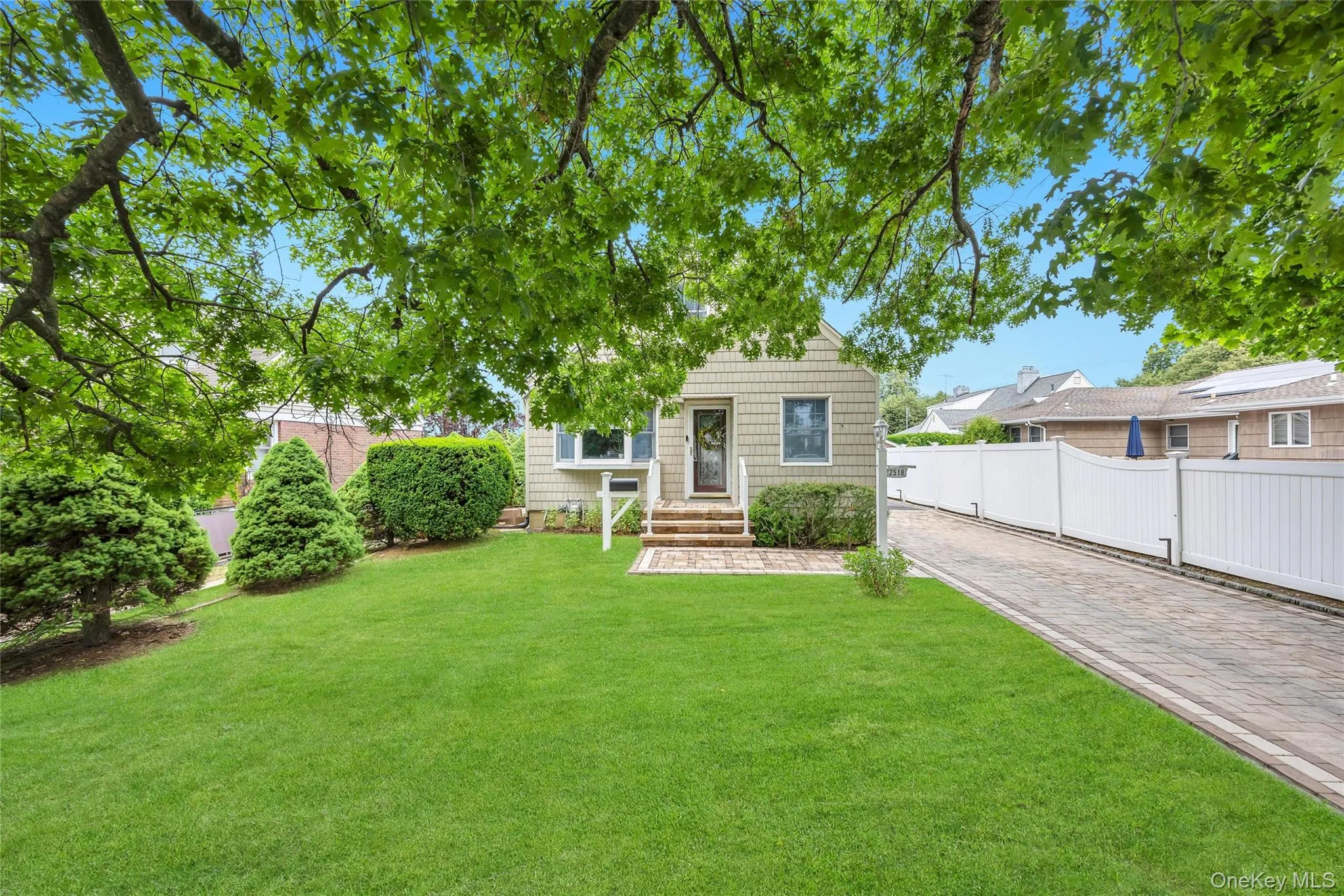 2518 Harvey Avenue, Hempstead, NY, 3 Bedrooms Bedrooms, 7 Rooms Rooms,2 BathroomsBathrooms,Residential,For Rent,Harvey,0,1020439 2518 Harvey Avenue, Hempstead, NY, 3 Bedrooms Bedrooms, 7 Rooms Rooms,2 BathroomsBathrooms,Residential,For Rent,Harvey,0,1020439