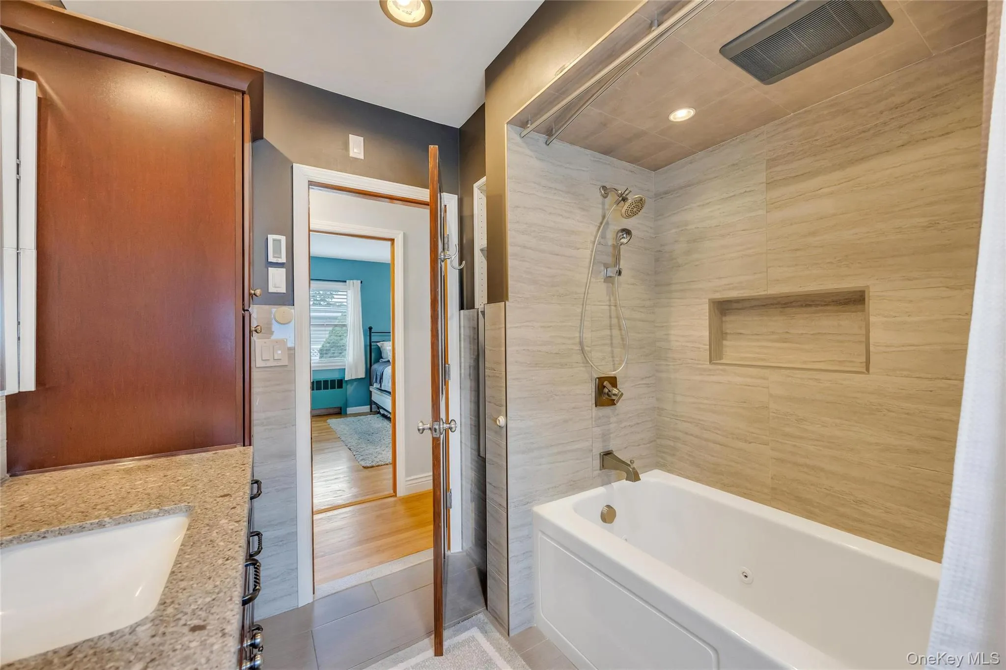 2518 Harvey Avenue, Hempstead, NY, 3 Bedrooms Bedrooms, 7 Rooms Rooms,2 BathroomsBathrooms,Residential,For Rent,Harvey,0,1020439 2518 Harvey Avenue, Hempstead, NY, 3 Bedrooms Bedrooms, 7 Rooms Rooms,2 BathroomsBathrooms,Residential,For Rent,Harvey,0,1020439
