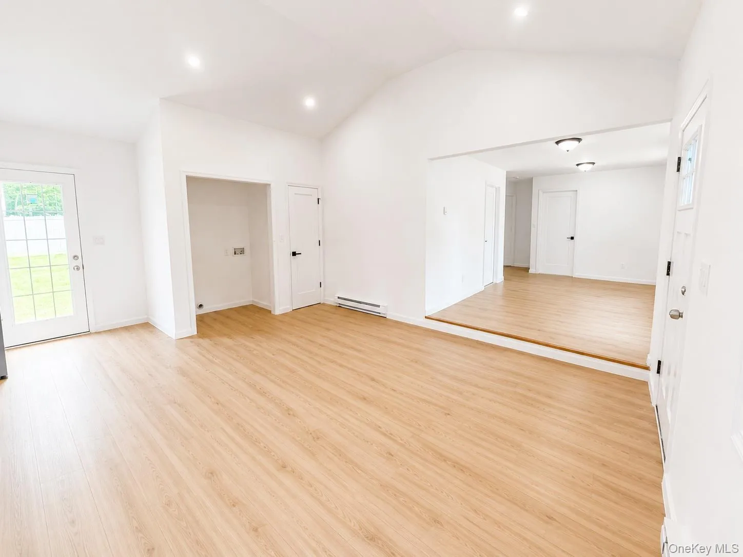 24 Cherry Street, Islip, NY, 3 Bedrooms Bedrooms, 5 Rooms Rooms,1 BathroomBathrooms,Residential,For Rent,Cherry,0,1020442 24 Cherry Street, Islip, NY, 3 Bedrooms Bedrooms, 5 Rooms Rooms,1 BathroomBathrooms,Residential,For Rent,Cherry,0,1020442