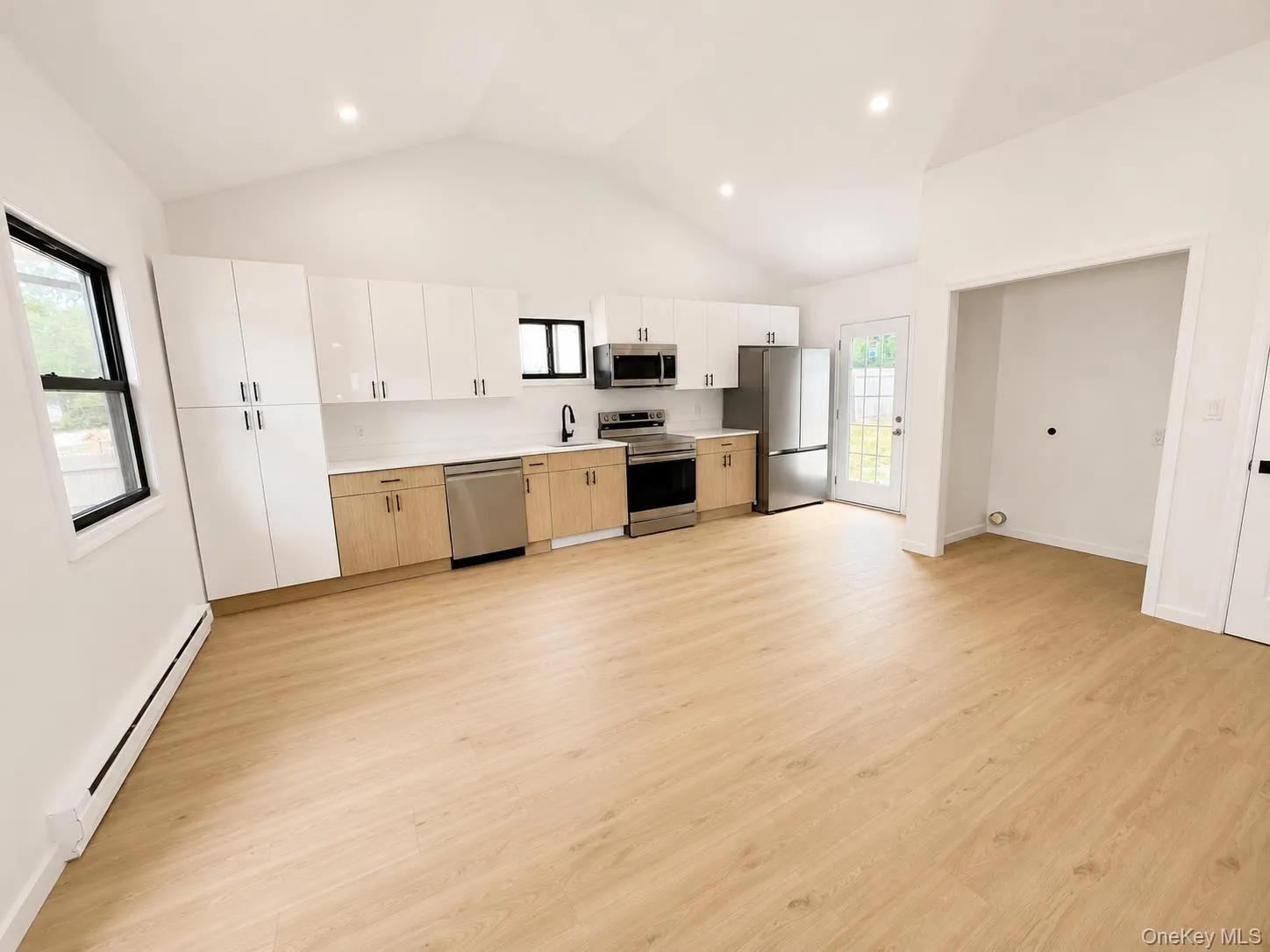 24 Cherry Street, Islip, NY, 3 Bedrooms Bedrooms, 5 Rooms Rooms,1 BathroomBathrooms,Residential,For Rent,Cherry,0,1020442 24 Cherry Street, Islip, NY, 3 Bedrooms Bedrooms, 5 Rooms Rooms,1 BathroomBathrooms,Residential,For Rent,Cherry,0,1020442