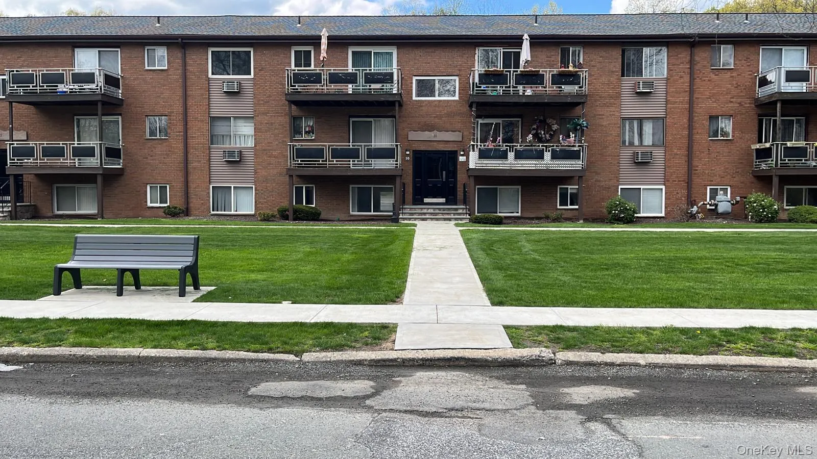 30 Tanager Road, Monroe, NY, 2 Bedrooms Bedrooms, 4 Rooms Rooms,1 BathroomBathrooms,Residential Lease,For Rent,Tanager,0,1020443 30 Tanager Road, Monroe, NY, 2 Bedrooms Bedrooms, 4 Rooms Rooms,1 BathroomBathrooms,Residential Lease,For Rent,Tanager,0,1020443