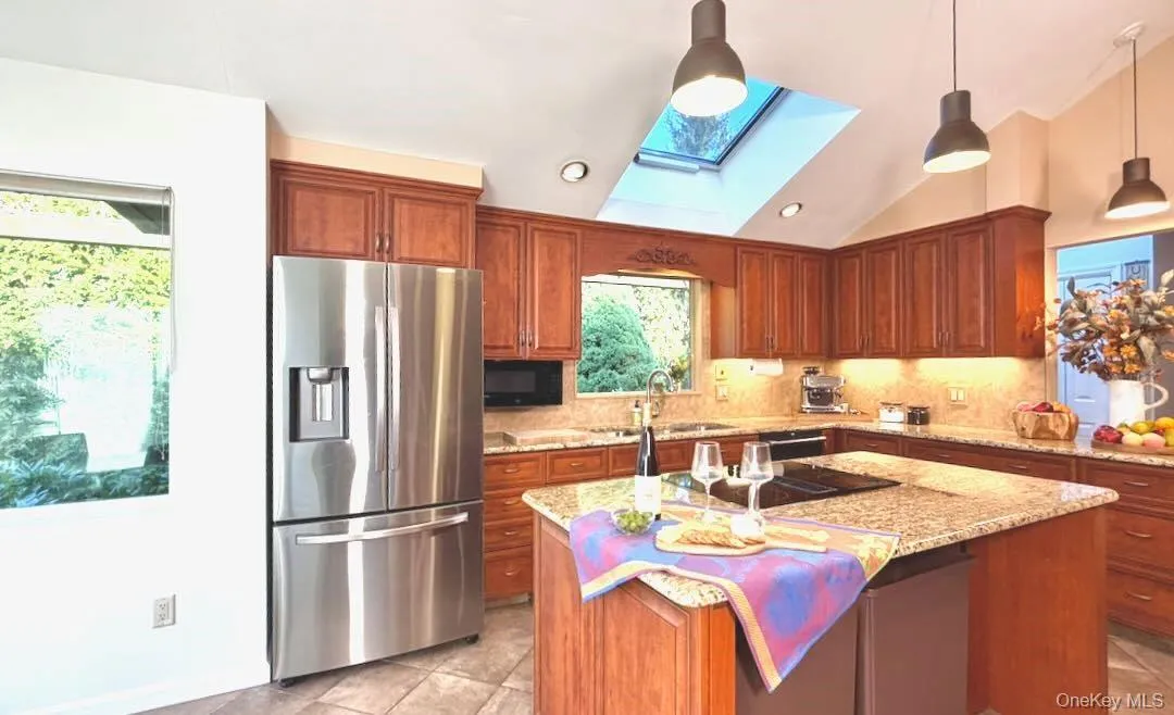 39 Daly Court, Riverhead, NY, 3 Bedrooms Bedrooms, 7 Rooms Rooms,2 BathroomsBathrooms,Residential,For Rent,Daly,0,1020449 39 Daly Court, Riverhead, NY, 3 Bedrooms Bedrooms, 7 Rooms Rooms,2 BathroomsBathrooms,Residential,For Rent,Daly,0,1020449