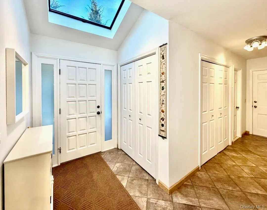 39 Daly Court, Riverhead, NY, 3 Bedrooms Bedrooms, 7 Rooms Rooms,2 BathroomsBathrooms,Residential,For Rent,Daly,0,1020449 39 Daly Court, Riverhead, NY, 3 Bedrooms Bedrooms, 7 Rooms Rooms,2 BathroomsBathrooms,Residential,For Rent,Daly,0,1020449