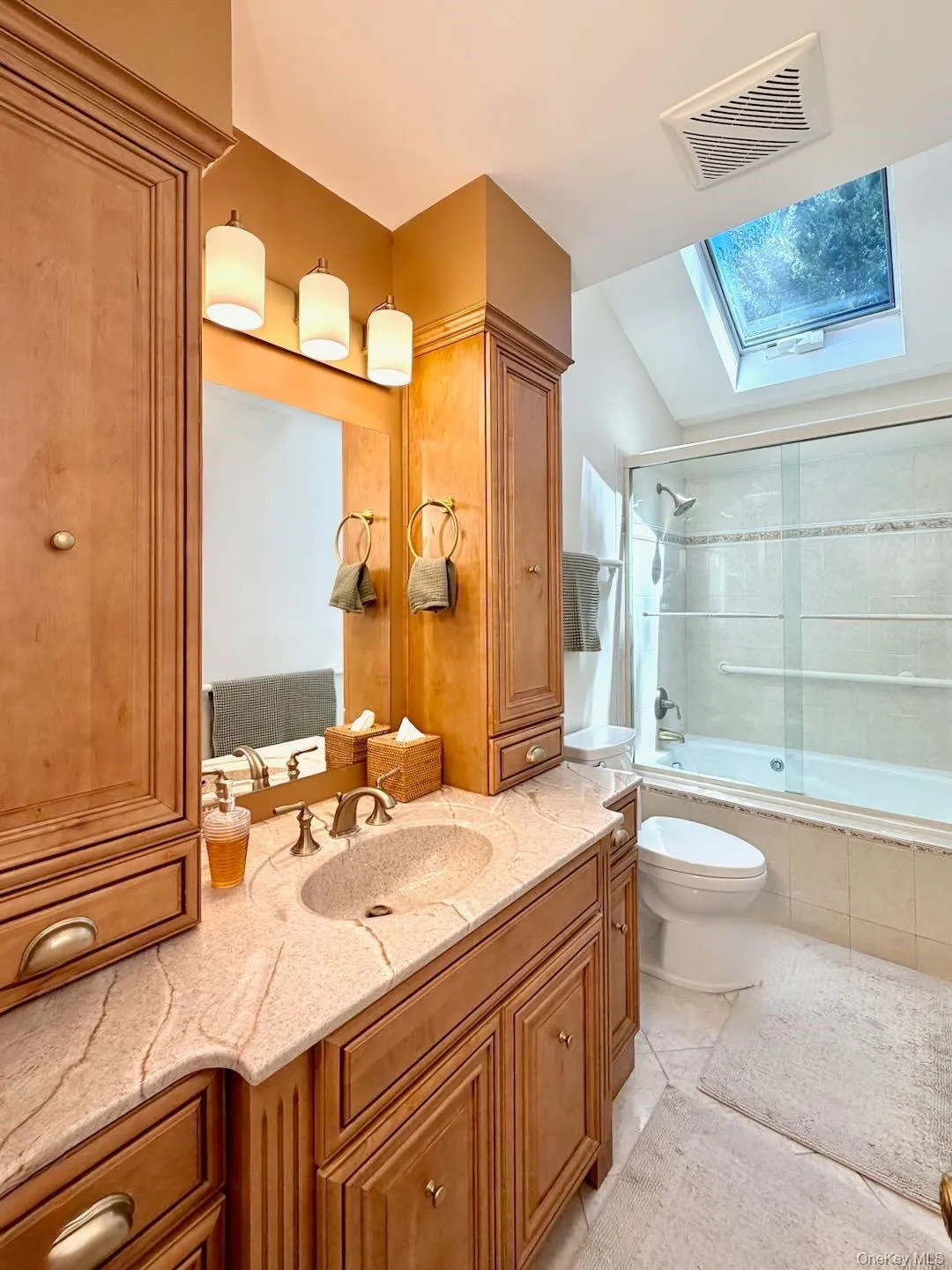 39 Daly Court, Riverhead, NY, 3 Bedrooms Bedrooms, 7 Rooms Rooms,2 BathroomsBathrooms,Residential,For Rent,Daly,0,1020449 39 Daly Court, Riverhead, NY, 3 Bedrooms Bedrooms, 7 Rooms Rooms,2 BathroomsBathrooms,Residential,For Rent,Daly,0,1020449