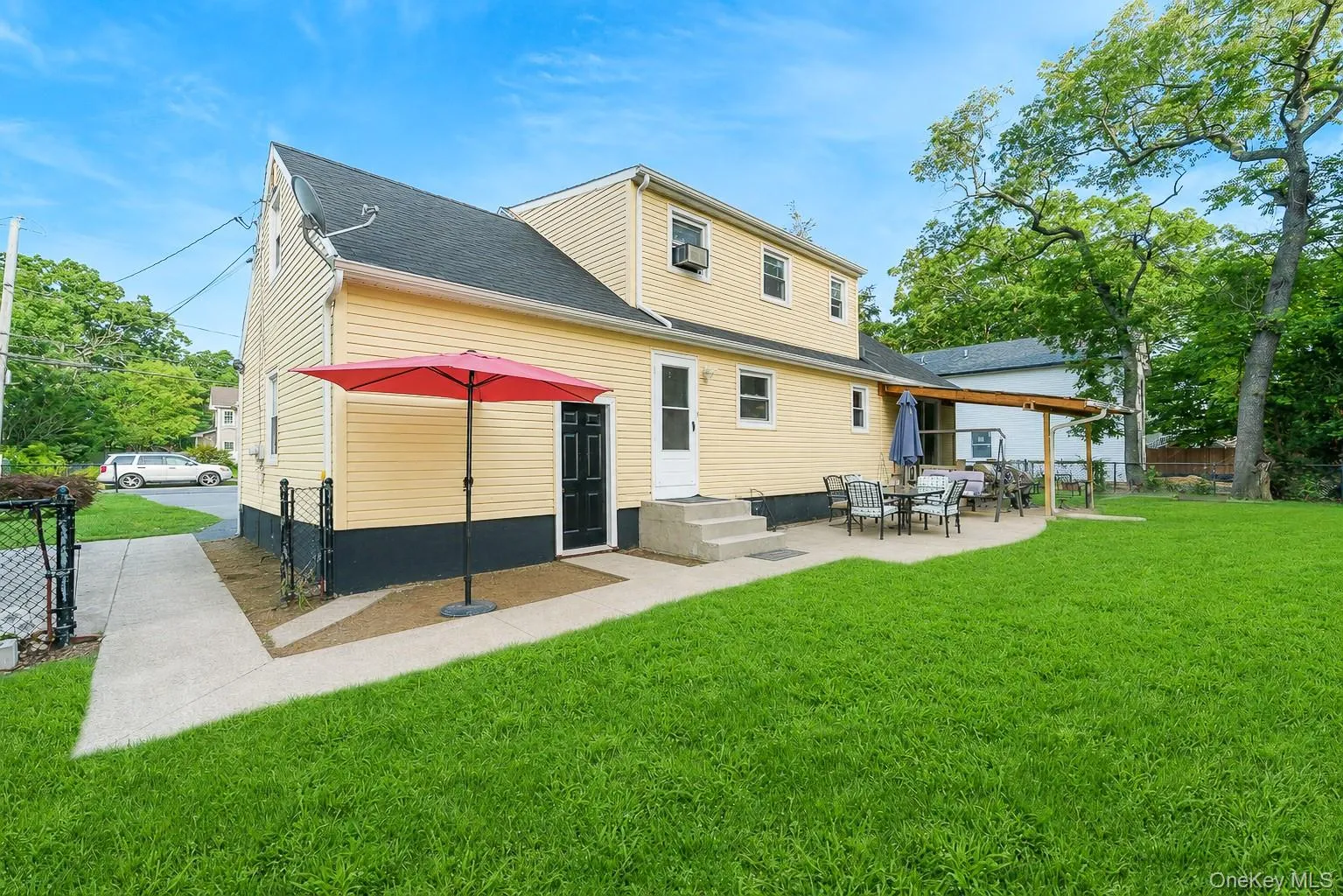 30 Dow Street, Islip, NY, 4 Bedrooms Bedrooms, 10 Rooms Rooms,3 BathroomsBathrooms,Residential,For Rent,Dow,0,1020455 30 Dow Street, Islip, NY, 4 Bedrooms Bedrooms, 10 Rooms Rooms,3 BathroomsBathrooms,Residential,For Rent,Dow,0,1020455