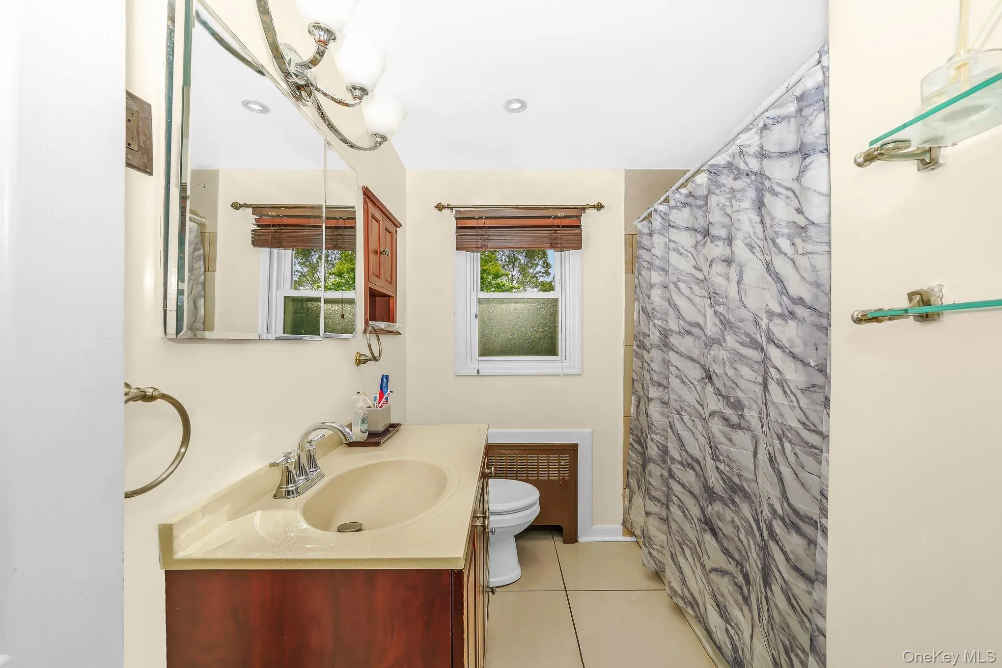 30 Dow Street, Islip, NY, 4 Bedrooms Bedrooms, 10 Rooms Rooms,3 BathroomsBathrooms,Residential,For Rent,Dow,0,1020455 30 Dow Street, Islip, NY, 4 Bedrooms Bedrooms, 10 Rooms Rooms,3 BathroomsBathrooms,Residential,For Rent,Dow,0,1020455