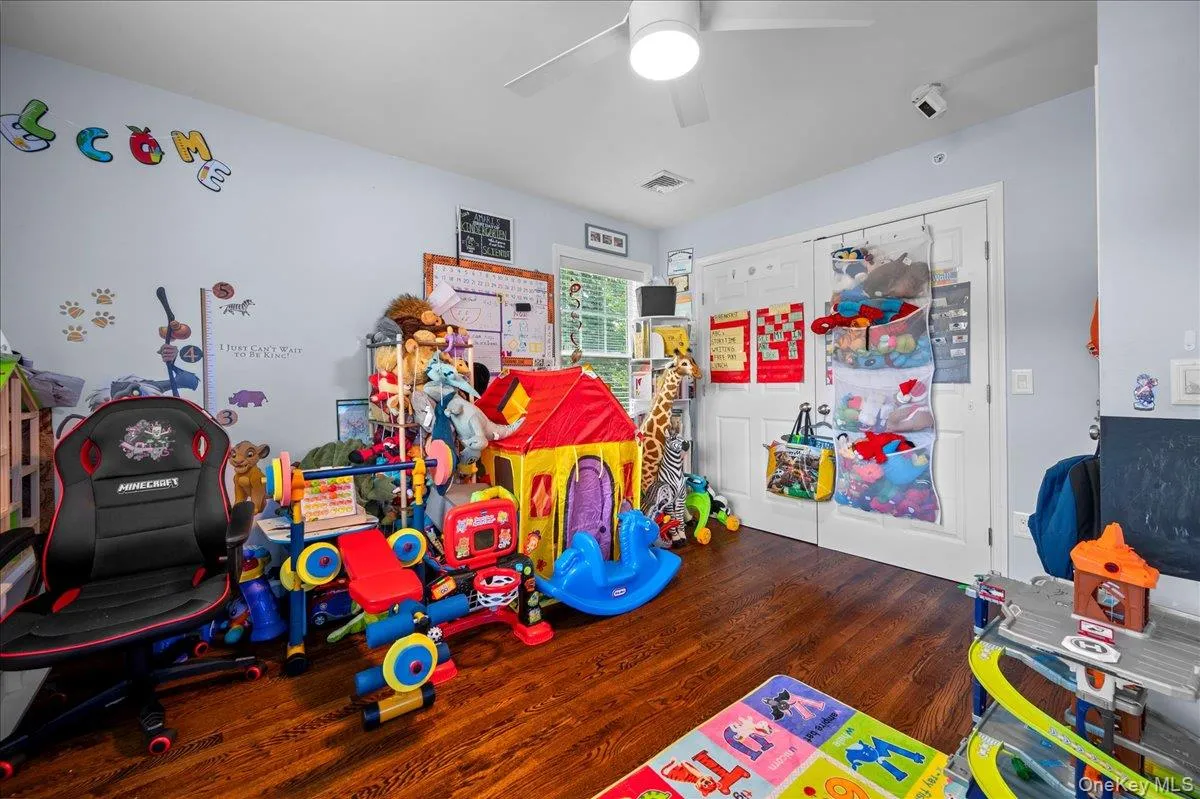 140 Winthrop Avenue, Greenburgh, NY, 4 Bedrooms Bedrooms, 7 Rooms Rooms,2 BathroomsBathrooms,Residential,For Rent,Winthrop,0,1020457 140 Winthrop Avenue, Greenburgh, NY, 4 Bedrooms Bedrooms, 7 Rooms Rooms,2 BathroomsBathrooms,Residential,For Rent,Winthrop,0,1020457