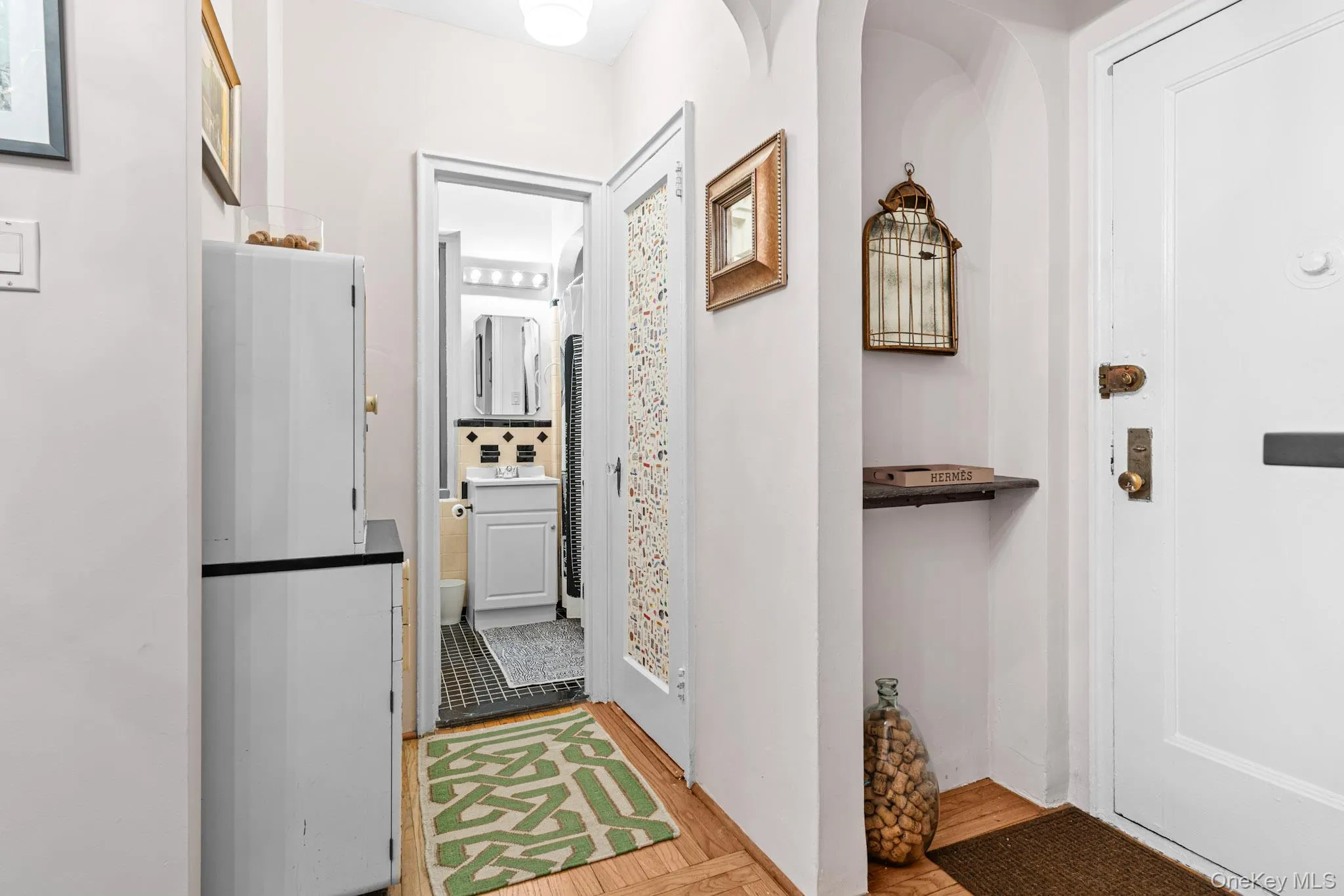 4445 Post Road, New York, NY, 3 Rooms Rooms,1 BathroomBathrooms,Residential,For Rent,Post,0,1020458 4445 Post Road, New York, NY, 3 Rooms Rooms,1 BathroomBathrooms,Residential,For Rent,Post,0,1020458