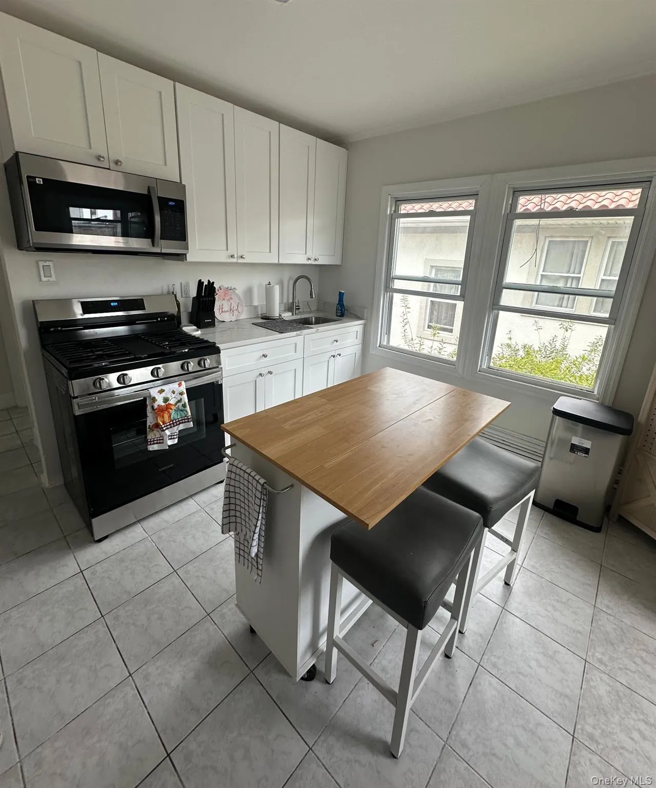 61 Walnut Street, Long Beach, NY, 2 Bedrooms Bedrooms, 4 Rooms Rooms,1 BathroomBathrooms,Residential Lease,For Rent,Walnut,0,1020460 61 Walnut Street, Long Beach, NY, 2 Bedrooms Bedrooms, 4 Rooms Rooms,1 BathroomBathrooms,Residential Lease,For Rent,Walnut,0,1020460