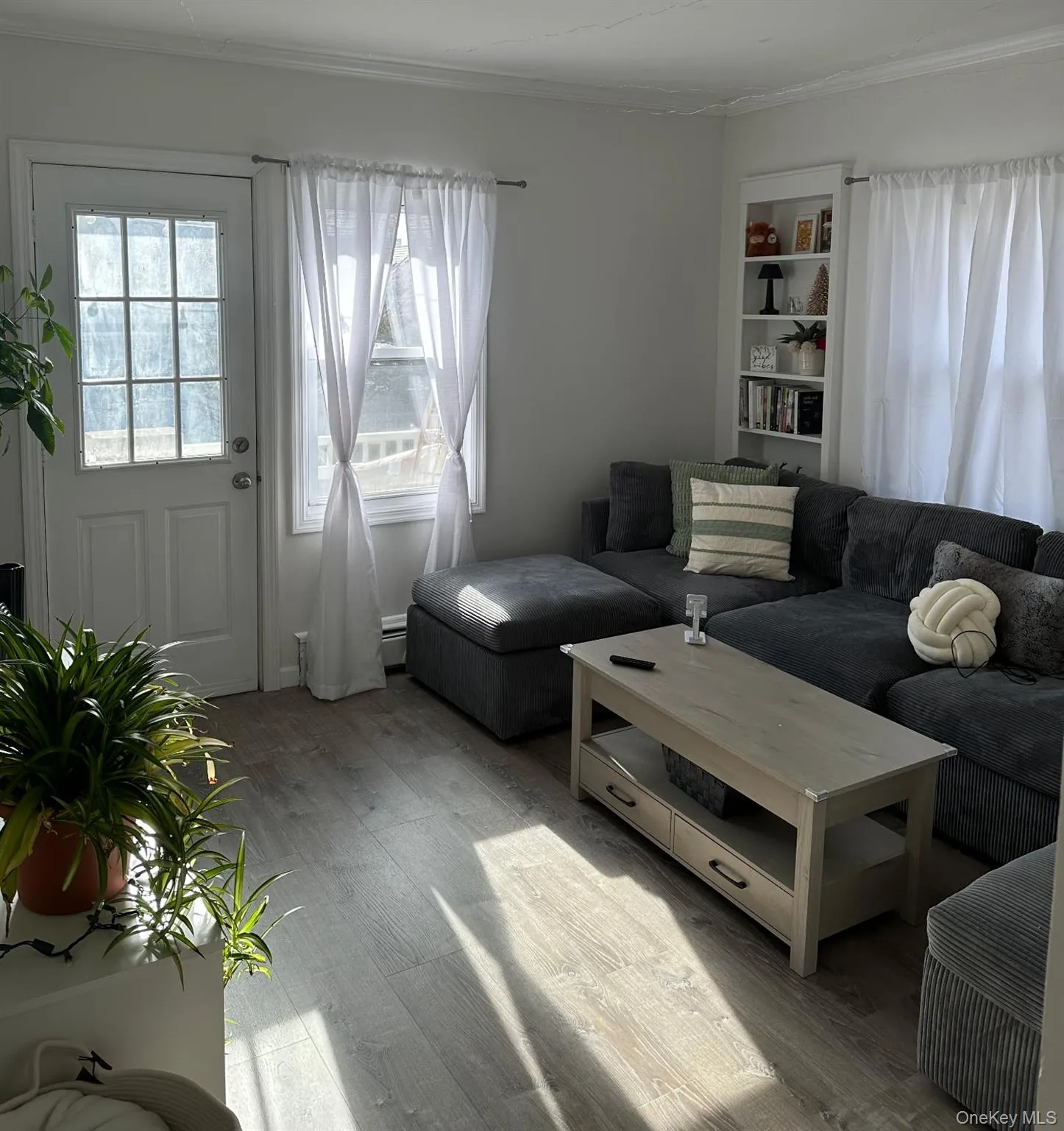 61 Walnut Street, Long Beach, NY, 2 Bedrooms Bedrooms, 4 Rooms Rooms,1 BathroomBathrooms,Residential Lease,For Rent,Walnut,0,1020460 61 Walnut Street, Long Beach, NY, 2 Bedrooms Bedrooms, 4 Rooms Rooms,1 BathroomBathrooms,Residential Lease,For Rent,Walnut,0,1020460