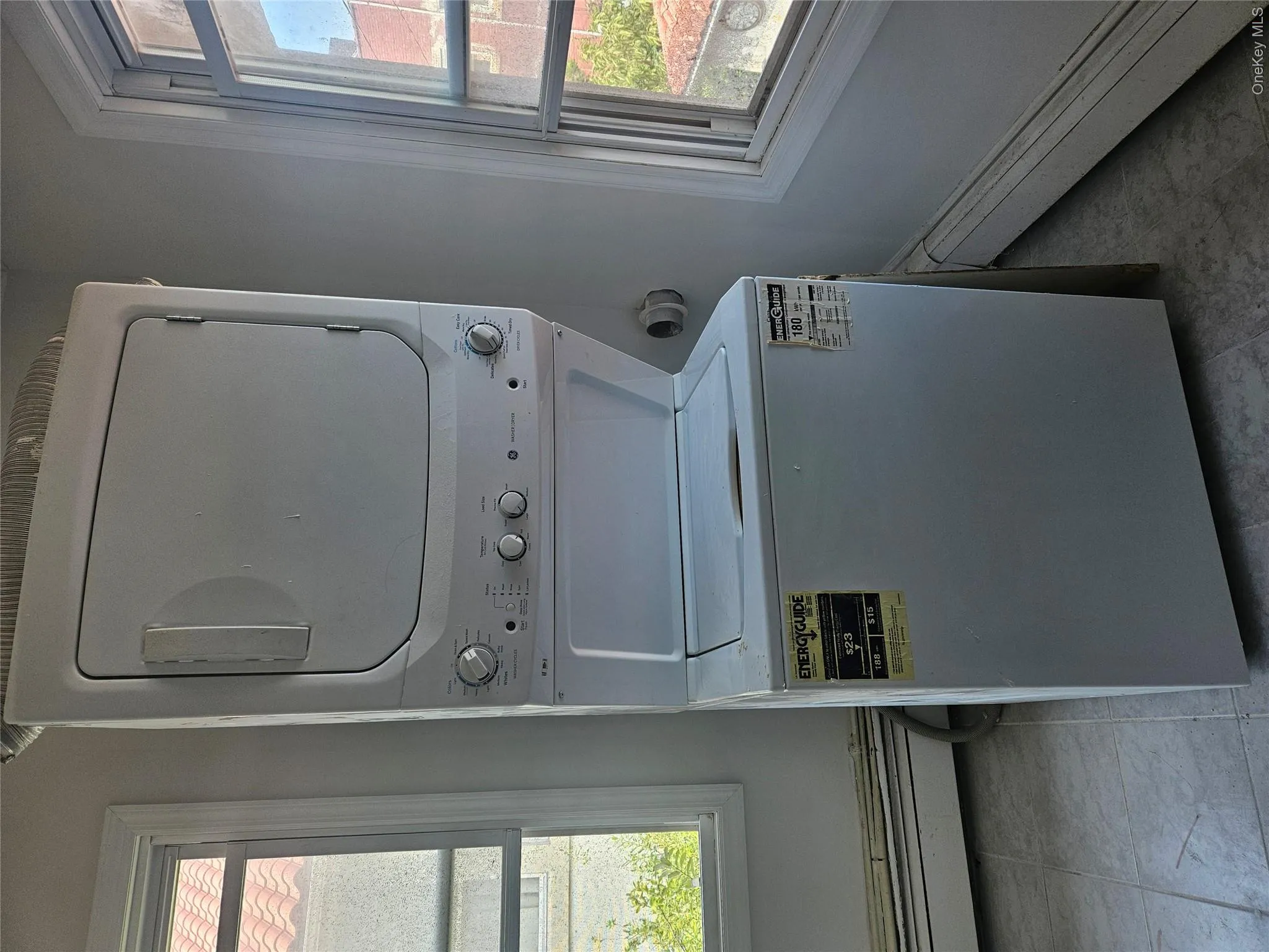 61 Walnut Street, Long Beach, NY, 2 Bedrooms Bedrooms, 4 Rooms Rooms,1 BathroomBathrooms,Residential Lease,For Rent,Walnut,0,1020460 61 Walnut Street, Long Beach, NY, 2 Bedrooms Bedrooms, 4 Rooms Rooms,1 BathroomBathrooms,Residential Lease,For Rent,Walnut,0,1020460