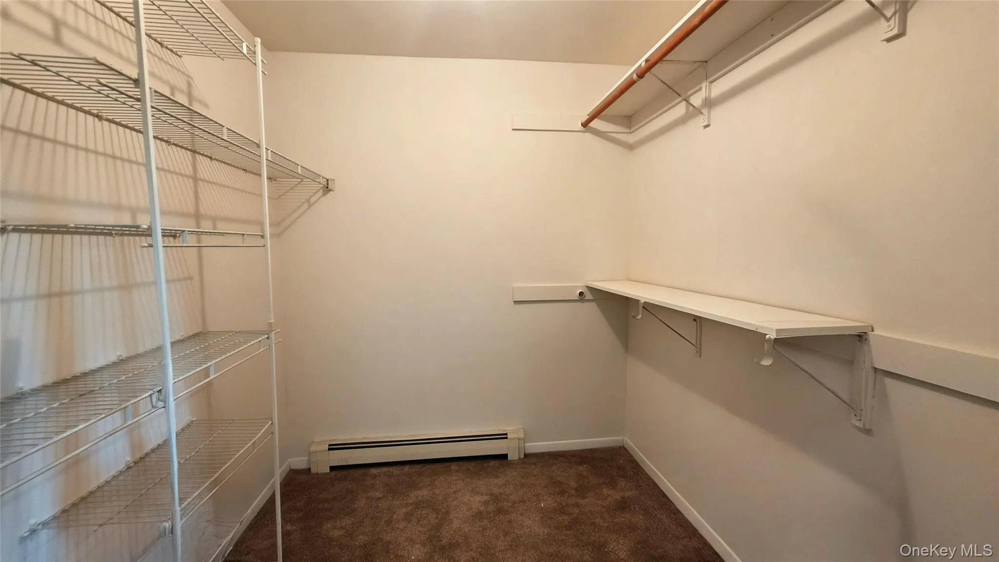 Walk in closet Walk in closet