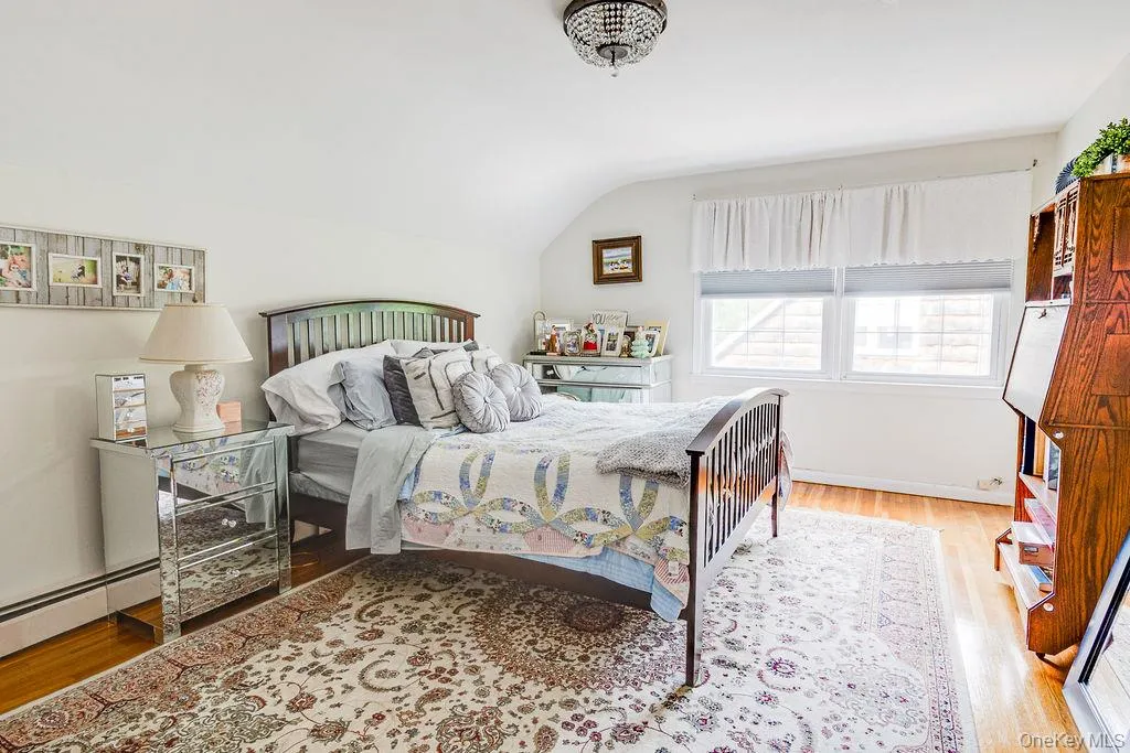 8 Robinhood Court, Smithtown, NY, 4 Bedrooms Bedrooms, 9 Rooms Rooms,3 BathroomsBathrooms,Residential,For Rent,Robinhood,0,1020468 8 Robinhood Court, Smithtown, NY, 4 Bedrooms Bedrooms, 9 Rooms Rooms,3 BathroomsBathrooms,Residential,For Rent,Robinhood,0,1020468