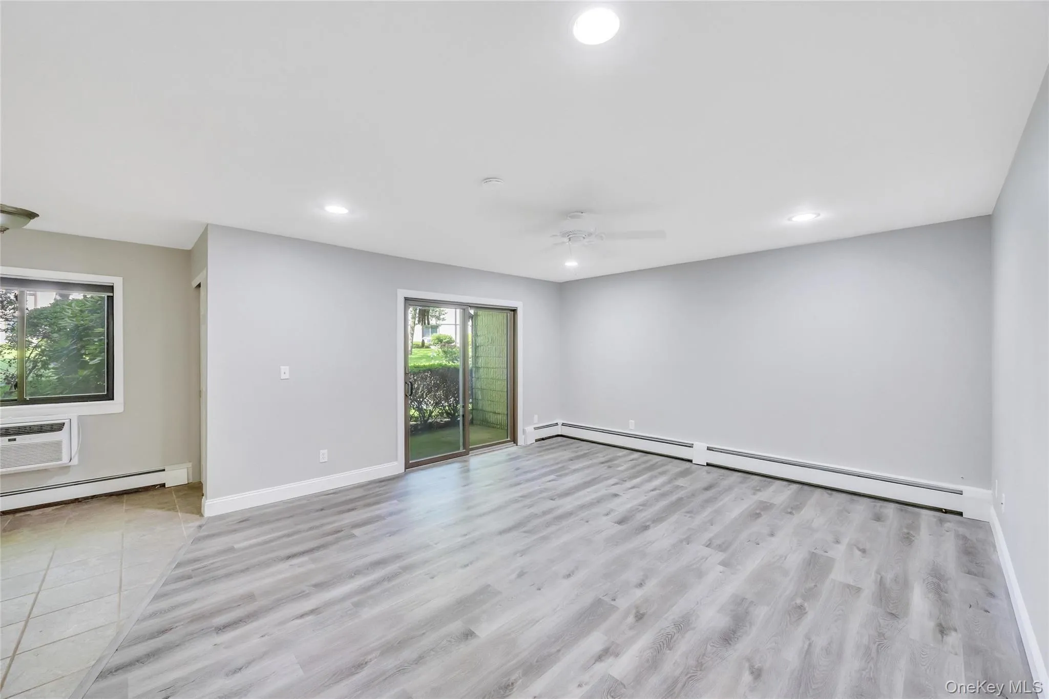 31 Richmond Boulevard, Islip, NY, 2 Bedrooms Bedrooms, 5 Rooms Rooms,1 BathroomBathrooms,Residential Lease,For Rent,Richmond,0,1020474 31 Richmond Boulevard, Islip, NY, 2 Bedrooms Bedrooms, 5 Rooms Rooms,1 BathroomBathrooms,Residential Lease,For Rent,Richmond,0,1020474