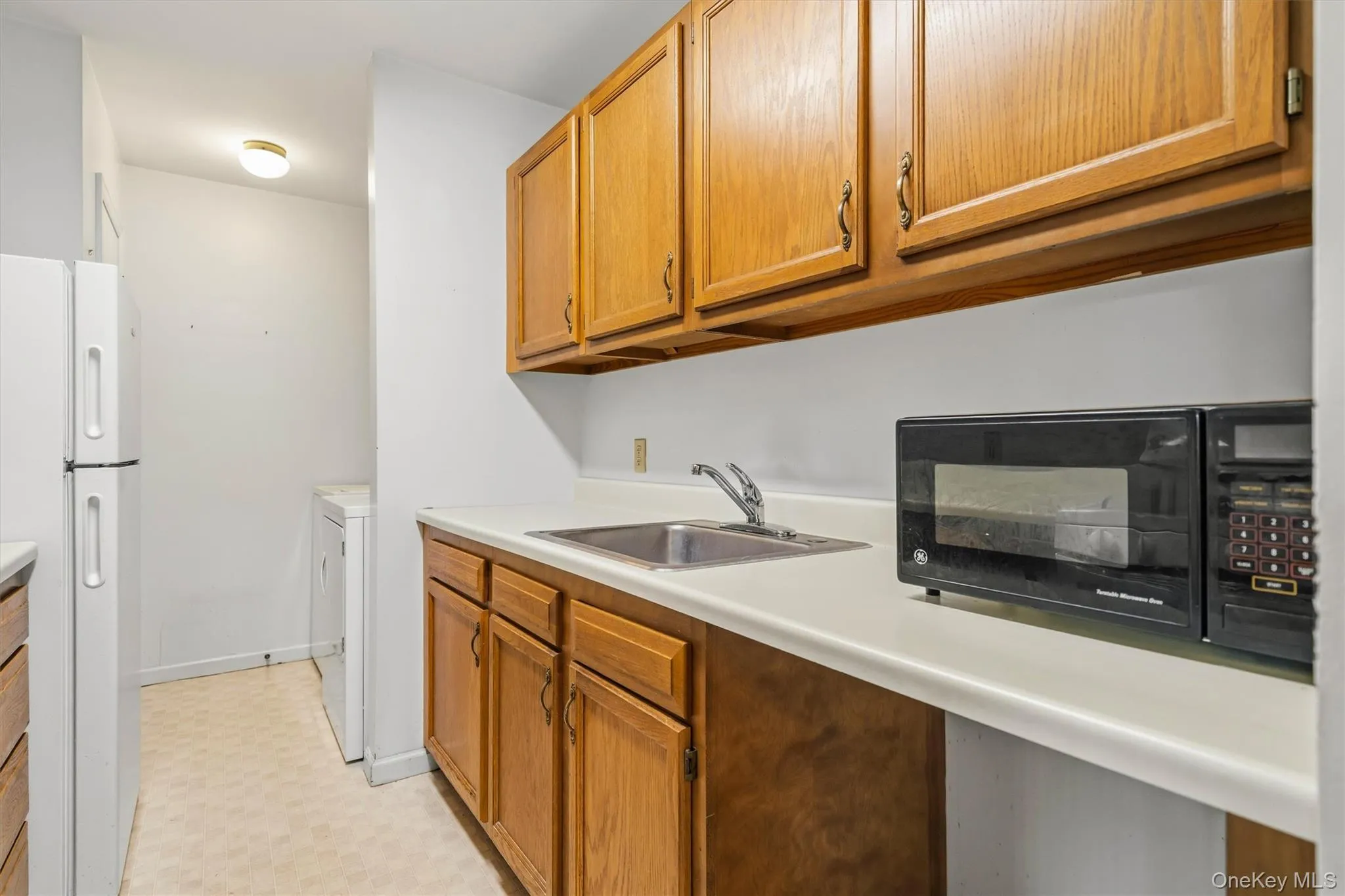 Galley kitchen Galley kitchen