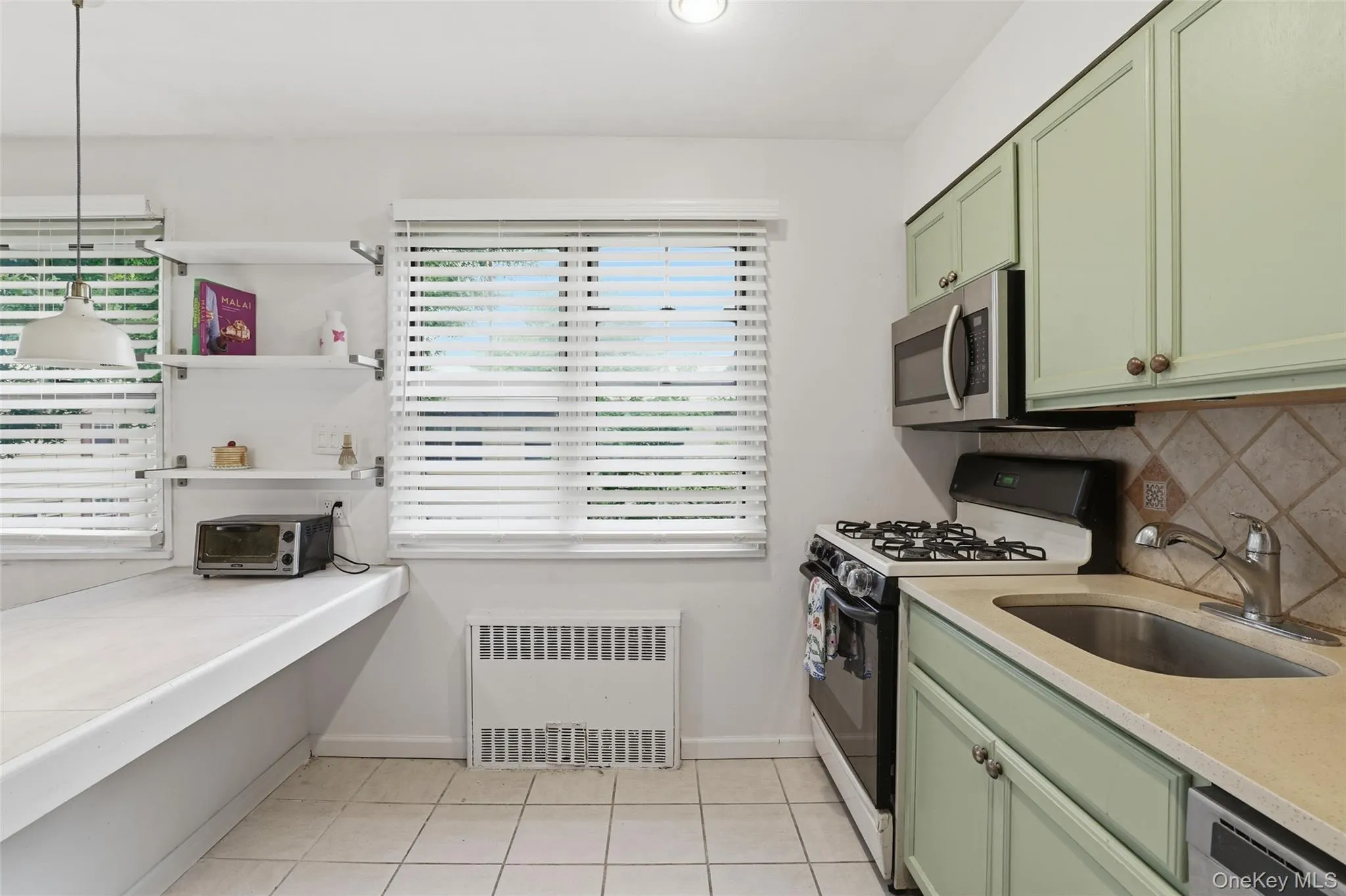324 Post Avenue, Hempstead, NY, 1 Bedroom Bedrooms, 3 Rooms Rooms,1 BathroomBathrooms,Residential,For Rent,Post,0,1020481 324 Post Avenue, Hempstead, NY, 1 Bedroom Bedrooms, 3 Rooms Rooms,1 BathroomBathrooms,Residential,For Rent,Post,0,1020481