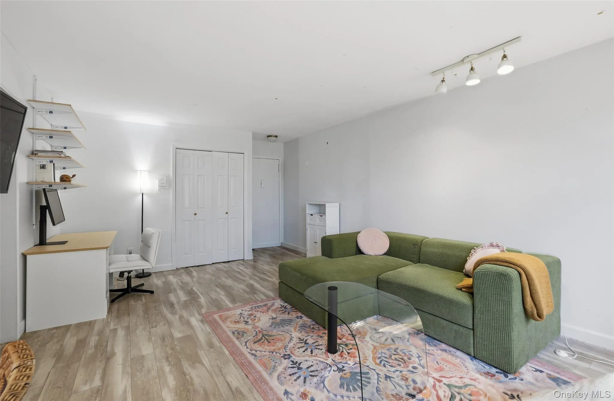324 Post Avenue, Hempstead, NY, 1 Bedroom Bedrooms, 3 Rooms Rooms,1 BathroomBathrooms,Residential,For Rent,Post,0,1020481 324 Post Avenue, Hempstead, NY, 1 Bedroom Bedrooms, 3 Rooms Rooms,1 BathroomBathrooms,Residential,For Rent,Post,0,1020481