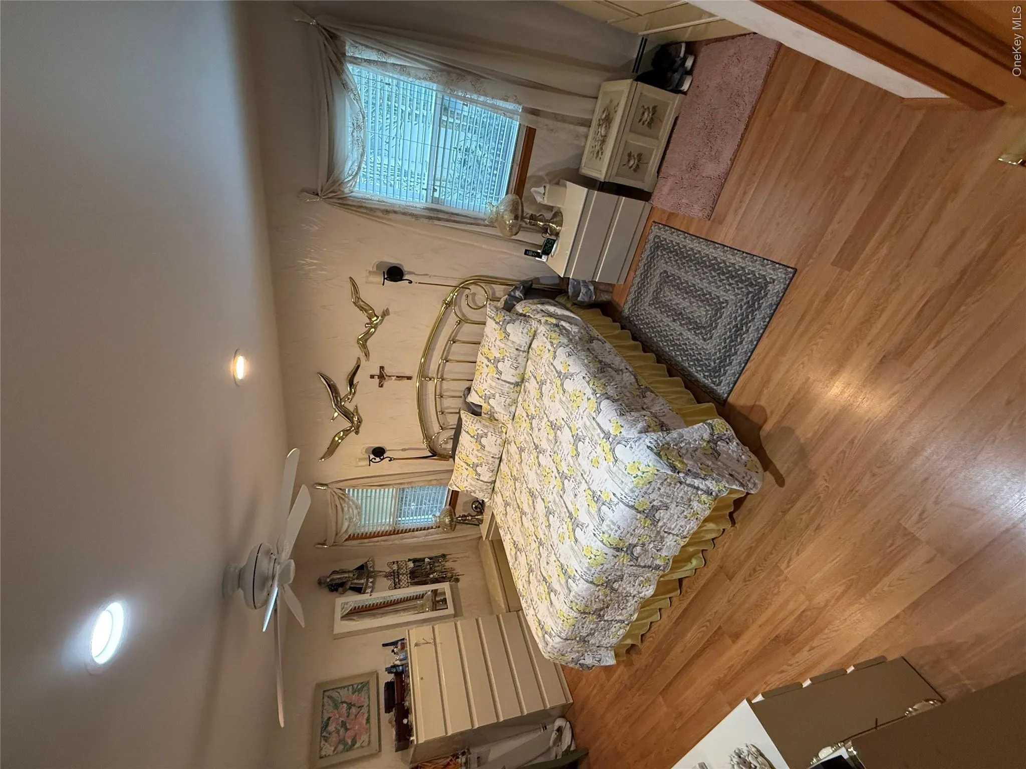 90 Transverse Road, Hempstead, NY, 3 Bedrooms Bedrooms, 9 Rooms Rooms,2 BathroomsBathrooms,Residential,For Rent,Transverse,0,1020487 90 Transverse Road, Hempstead, NY, 3 Bedrooms Bedrooms, 9 Rooms Rooms,2 BathroomsBathrooms,Residential,For Rent,Transverse,0,1020487