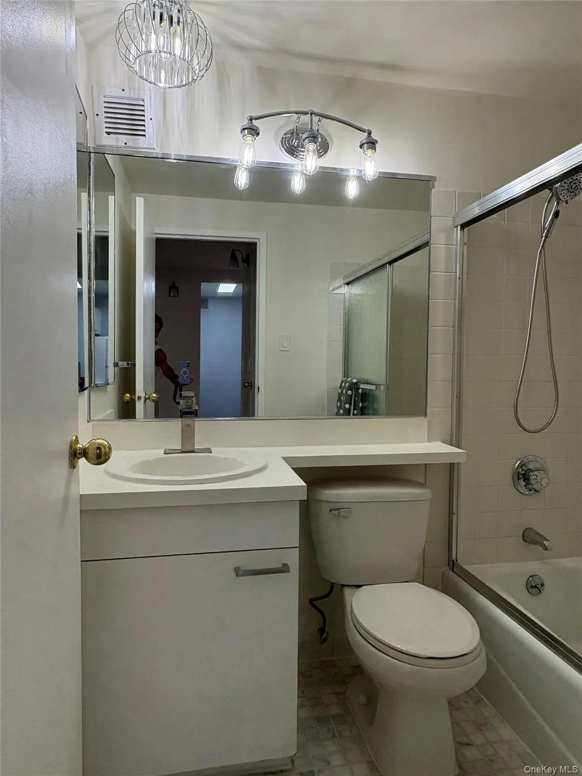 50 Columbus Avenue, Eastchester, NY, 1 Bedroom Bedrooms, 4 Rooms Rooms,1 BathroomBathrooms,Residential,For Rent,Columbus,0,1020490 50 Columbus Avenue, Eastchester, NY, 1 Bedroom Bedrooms, 4 Rooms Rooms,1 BathroomBathrooms,Residential,For Rent,Columbus,0,1020490