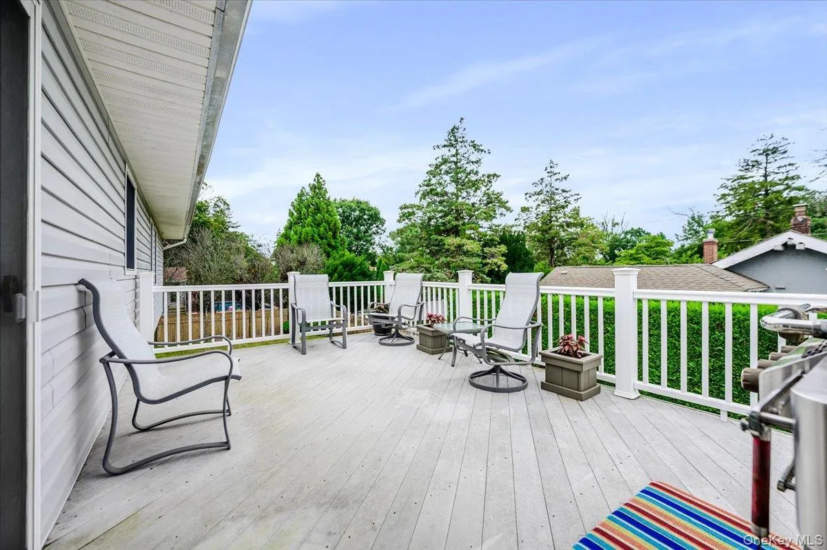 48 Meadow Lane, Oyster Bay, NY, 4 Bedrooms Bedrooms, 10 Rooms Rooms,3 BathroomsBathrooms,Residential,For Rent,Meadow,0,1020492 48 Meadow Lane, Oyster Bay, NY, 4 Bedrooms Bedrooms, 10 Rooms Rooms,3 BathroomsBathrooms,Residential,For Rent,Meadow,0,1020492