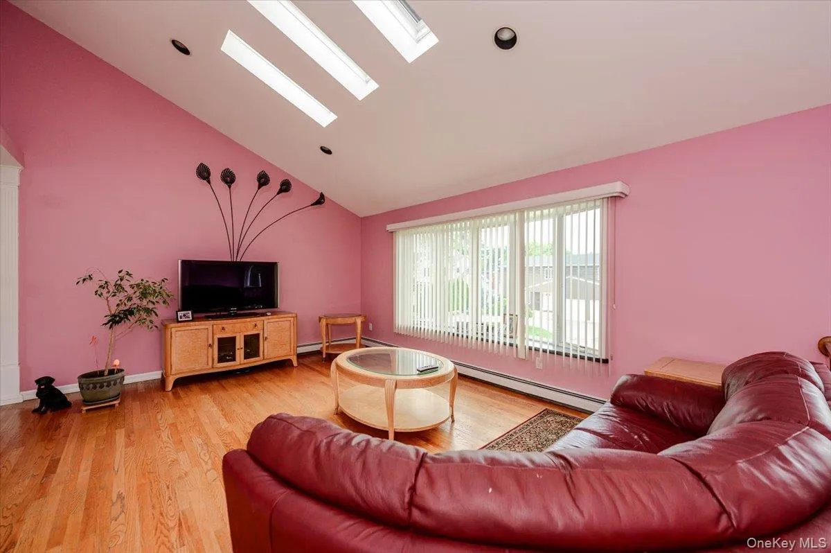 48 Meadow Lane, Oyster Bay, NY, 4 Bedrooms Bedrooms, 10 Rooms Rooms,3 BathroomsBathrooms,Residential,For Rent,Meadow,0,1020492 48 Meadow Lane, Oyster Bay, NY, 4 Bedrooms Bedrooms, 10 Rooms Rooms,3 BathroomsBathrooms,Residential,For Rent,Meadow,0,1020492