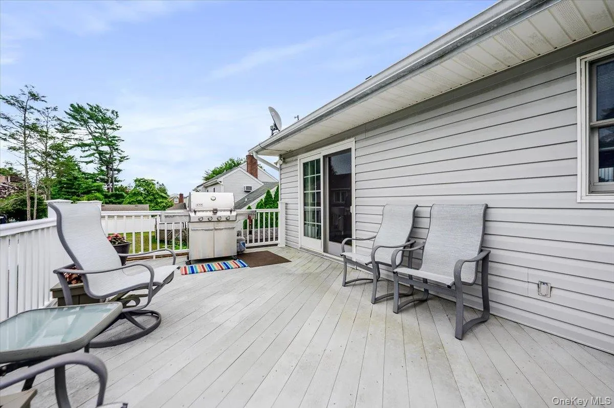 48 Meadow Lane, Oyster Bay, NY, 4 Bedrooms Bedrooms, 10 Rooms Rooms,3 BathroomsBathrooms,Residential,For Rent,Meadow,0,1020492 48 Meadow Lane, Oyster Bay, NY, 4 Bedrooms Bedrooms, 10 Rooms Rooms,3 BathroomsBathrooms,Residential,For Rent,Meadow,0,1020492