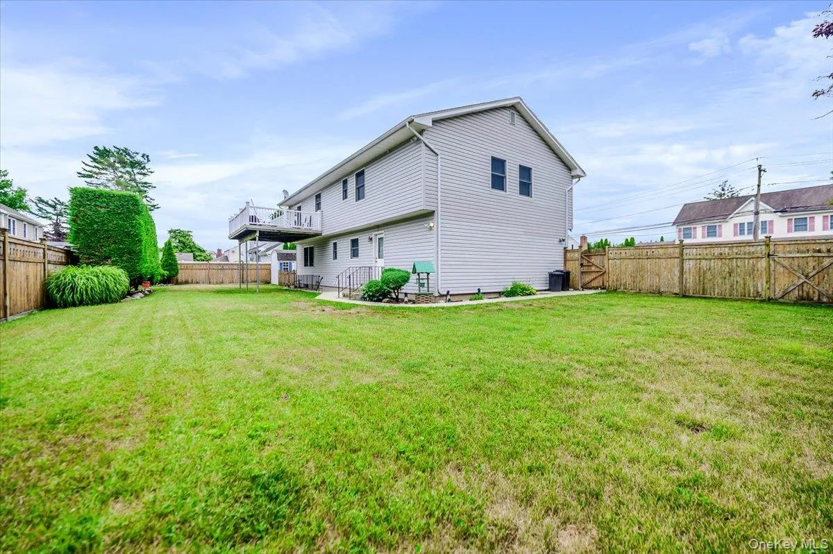 48 Meadow Lane, Oyster Bay, NY, 4 Bedrooms Bedrooms, 10 Rooms Rooms,3 BathroomsBathrooms,Residential,For Rent,Meadow,0,1020492 48 Meadow Lane, Oyster Bay, NY, 4 Bedrooms Bedrooms, 10 Rooms Rooms,3 BathroomsBathrooms,Residential,For Rent,Meadow,0,1020492