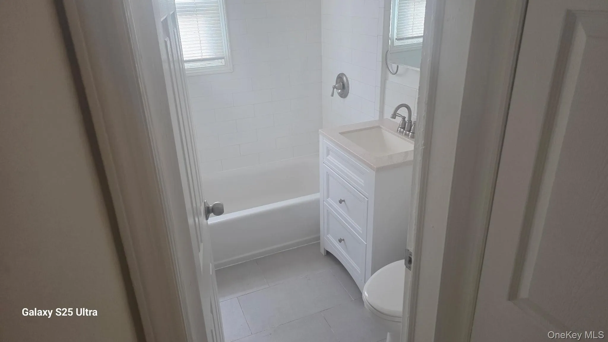 560 Park Avenue, Long Beach, NY, 2 Bedrooms Bedrooms, 5 Rooms Rooms,1 BathroomBathrooms,Residential Lease,For Rent,Park,0,1020493 560 Park Avenue, Long Beach, NY, 2 Bedrooms Bedrooms, 5 Rooms Rooms,1 BathroomBathrooms,Residential Lease,For Rent,Park,0,1020493
