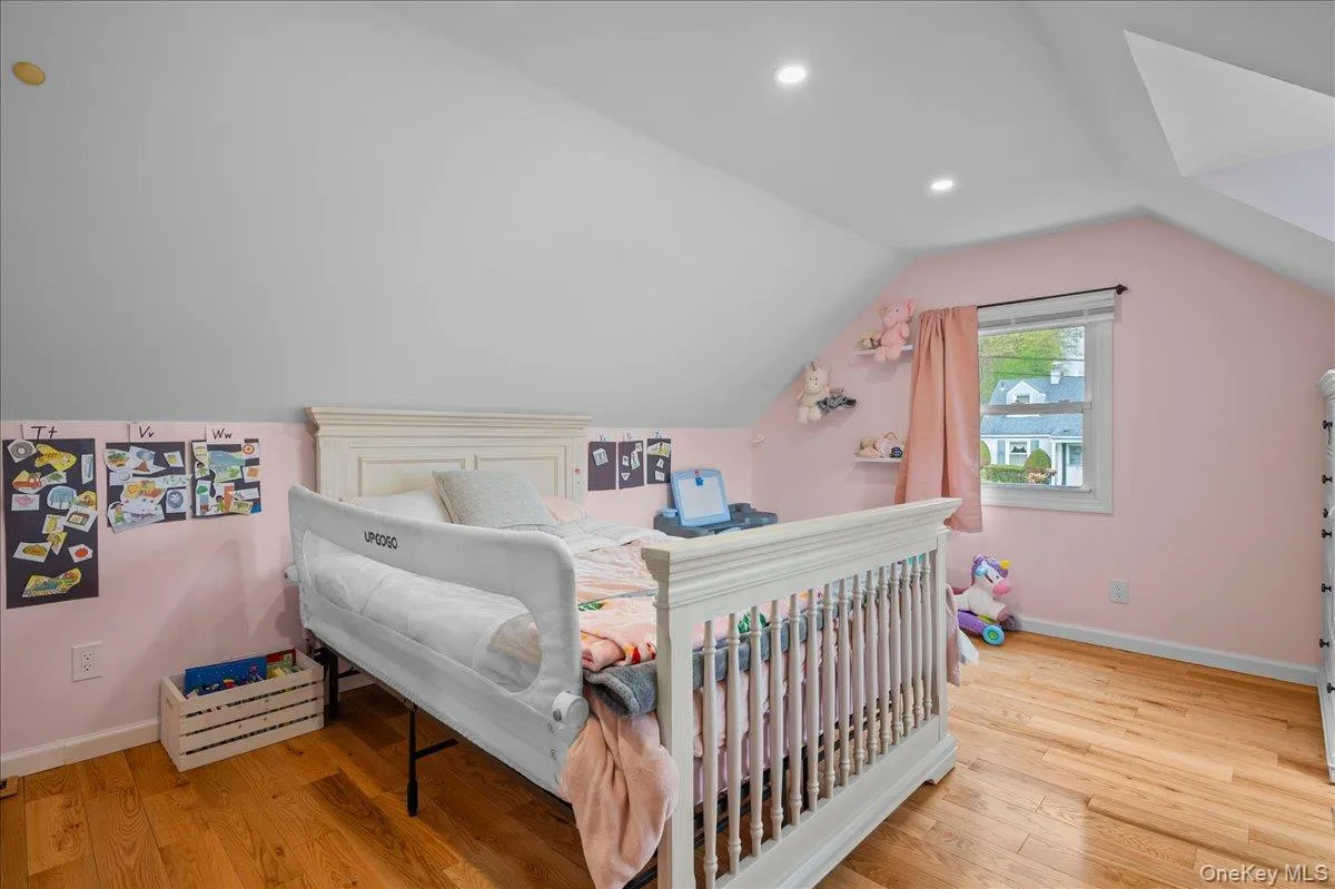6 Cantitoe Road, Yonkers, NY, 3 Bedrooms Bedrooms, 5 Rooms Rooms,1 BathroomBathrooms,Residential,For Rent,Cantitoe,0,1020498 6 Cantitoe Road, Yonkers, NY, 3 Bedrooms Bedrooms, 5 Rooms Rooms,1 BathroomBathrooms,Residential,For Rent,Cantitoe,0,1020498