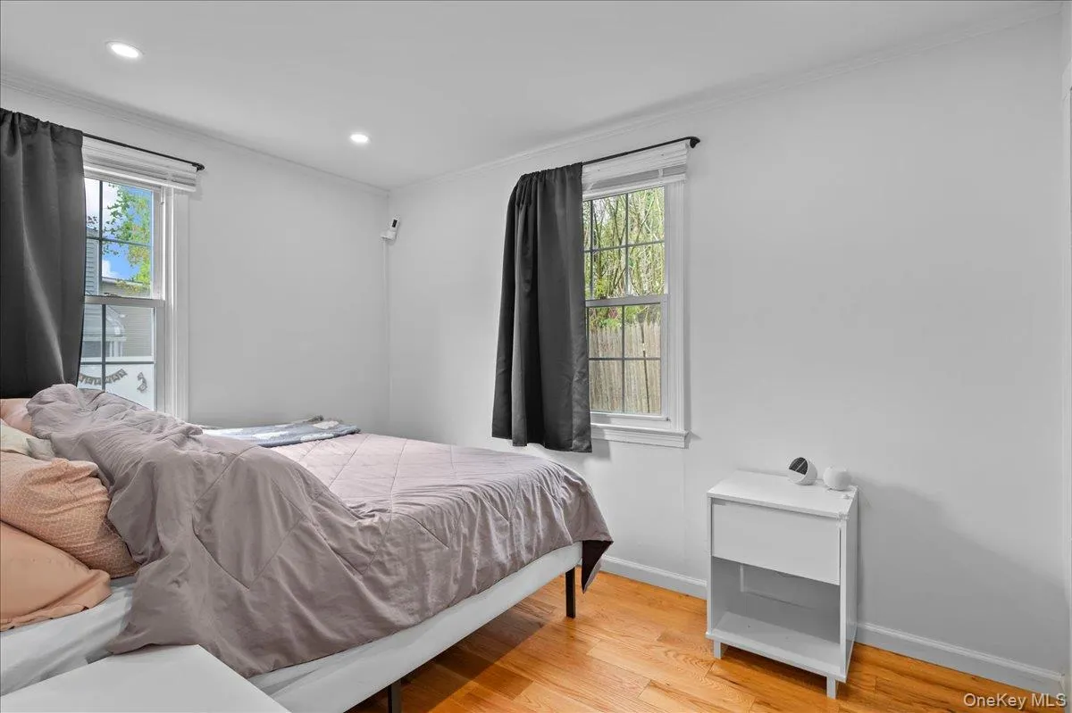 6 Cantitoe Road, Yonkers, NY, 3 Bedrooms Bedrooms, 5 Rooms Rooms,1 BathroomBathrooms,Residential,For Rent,Cantitoe,0,1020498 6 Cantitoe Road, Yonkers, NY, 3 Bedrooms Bedrooms, 5 Rooms Rooms,1 BathroomBathrooms,Residential,For Rent,Cantitoe,0,1020498