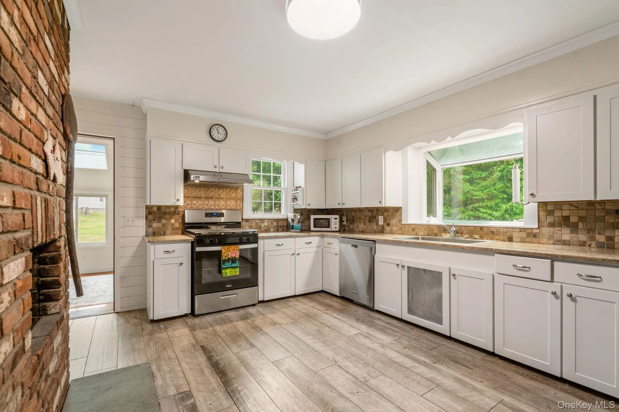 128 Rosa Lane, Hurley, NY, 3 Bedrooms Bedrooms, 8 Rooms Rooms,1 BathroomBathrooms,Residential,For Rent,Rosa,0,1020501 128 Rosa Lane, Hurley, NY, 3 Bedrooms Bedrooms, 8 Rooms Rooms,1 BathroomBathrooms,Residential,For Rent,Rosa,0,1020501