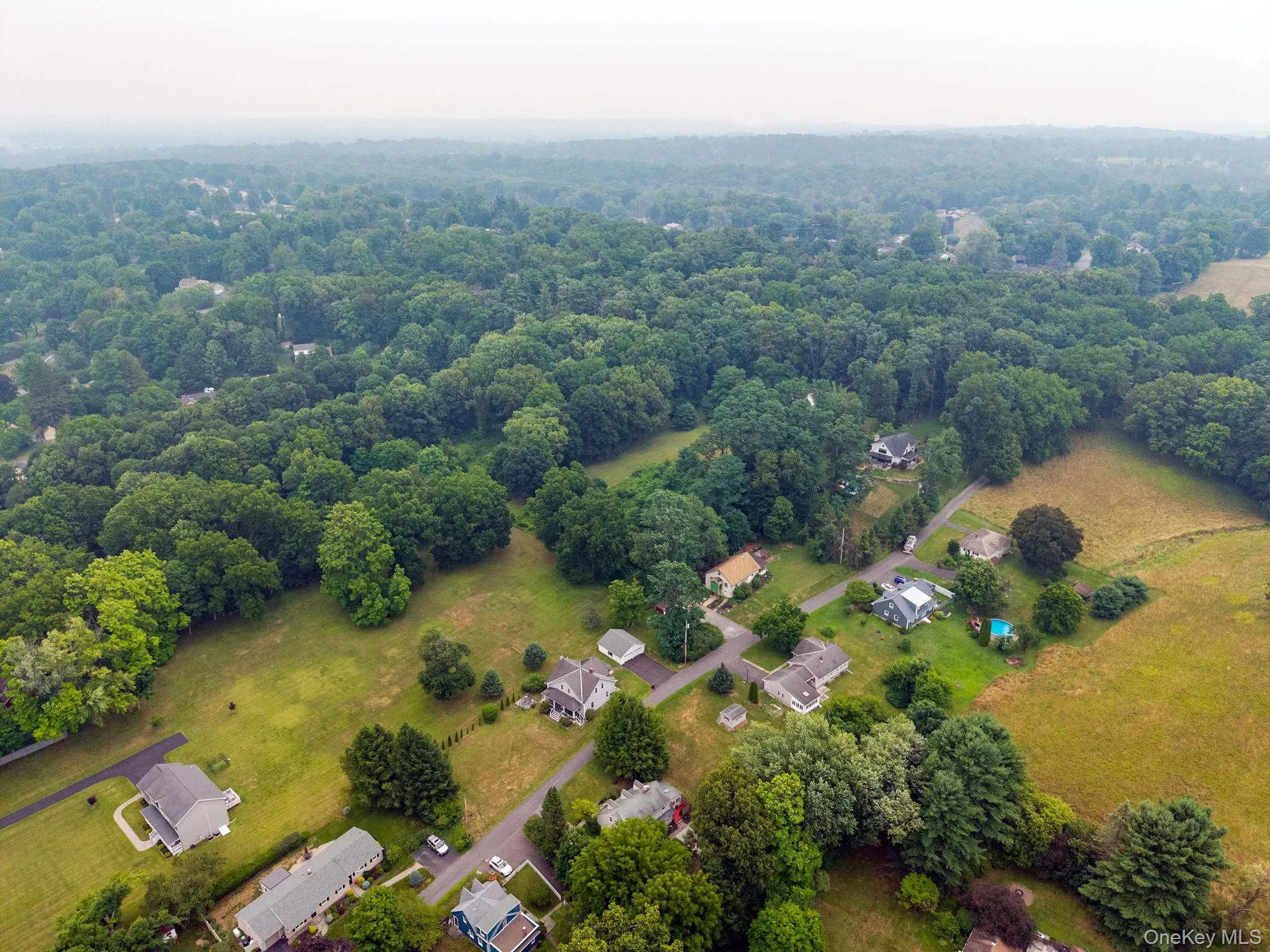 128 Rosa Lane, Hurley, NY, 3 Bedrooms Bedrooms, 8 Rooms Rooms,1 BathroomBathrooms,Residential,For Rent,Rosa,0,1020501 128 Rosa Lane, Hurley, NY, 3 Bedrooms Bedrooms, 8 Rooms Rooms,1 BathroomBathrooms,Residential,For Rent,Rosa,0,1020501