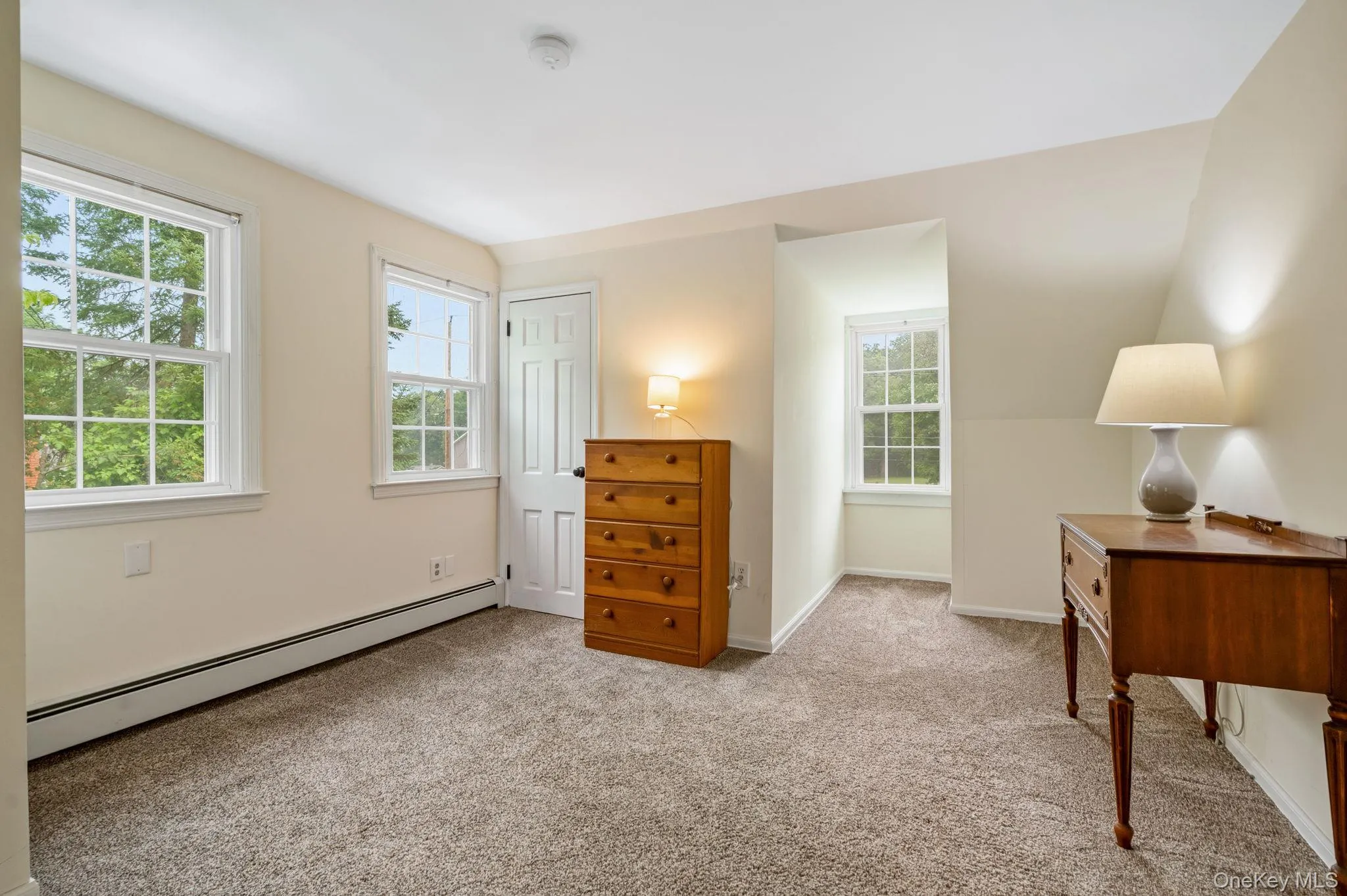128 Rosa Lane, Hurley, NY, 3 Bedrooms Bedrooms, 8 Rooms Rooms,1 BathroomBathrooms,Residential,For Rent,Rosa,0,1020501 128 Rosa Lane, Hurley, NY, 3 Bedrooms Bedrooms, 8 Rooms Rooms,1 BathroomBathrooms,Residential,For Rent,Rosa,0,1020501
