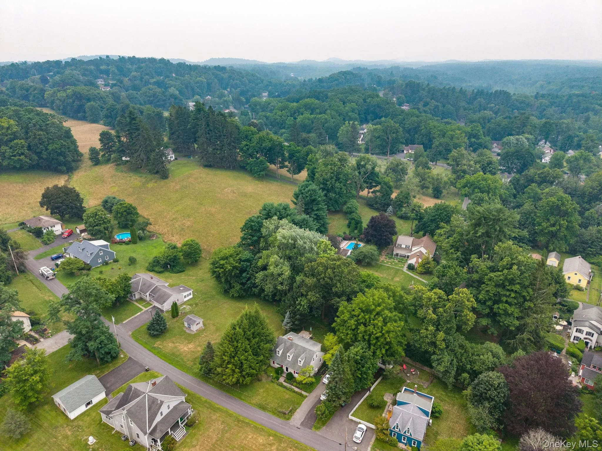 128 Rosa Lane, Hurley, NY, 3 Bedrooms Bedrooms, 8 Rooms Rooms,1 BathroomBathrooms,Residential,For Rent,Rosa,0,1020501 128 Rosa Lane, Hurley, NY, 3 Bedrooms Bedrooms, 8 Rooms Rooms,1 BathroomBathrooms,Residential,For Rent,Rosa,0,1020501