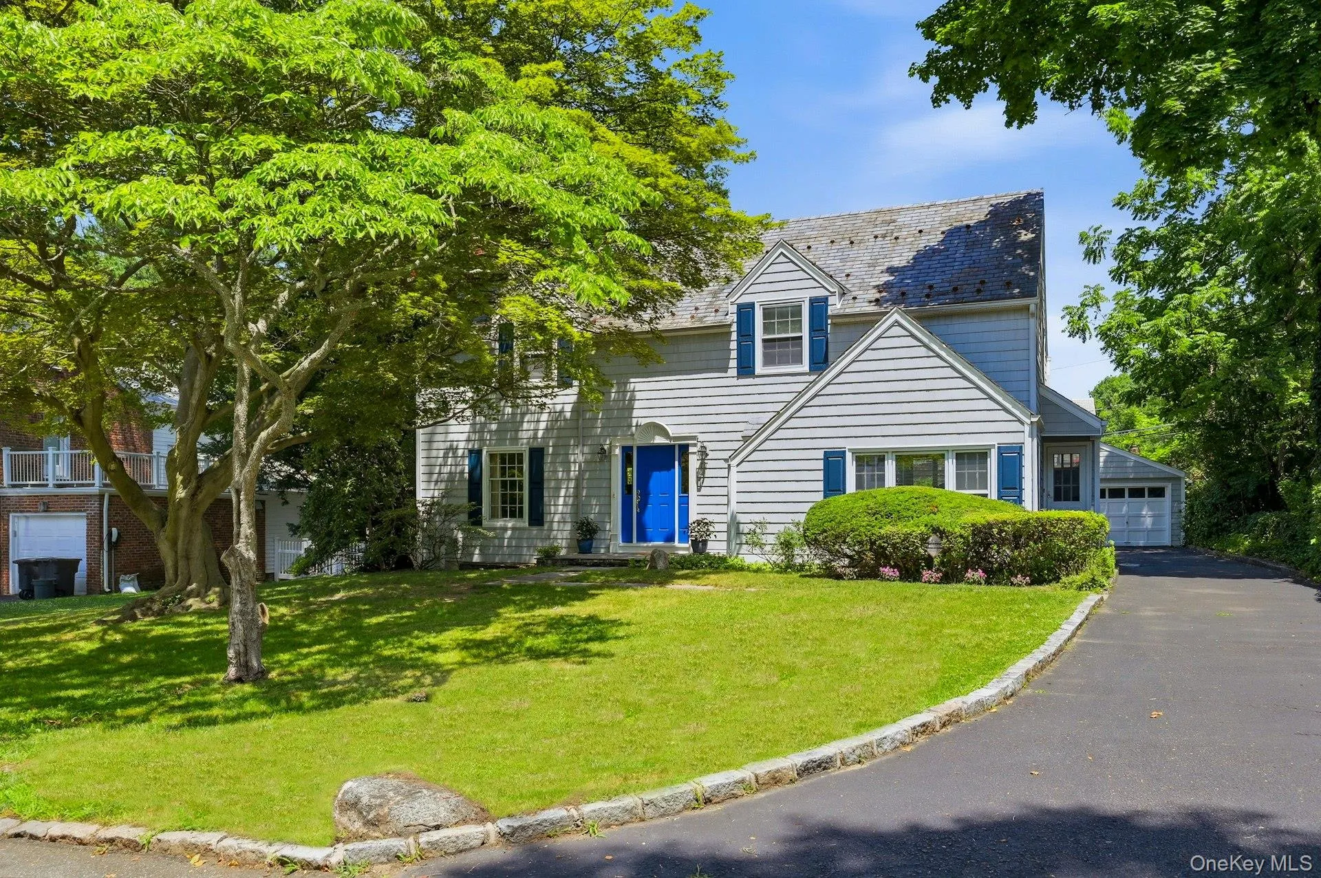 17 Monfort Road, North Hempstead, NY, 3 Bedrooms Bedrooms, 11 Rooms Rooms,2 BathroomsBathrooms,Residential,For Rent,Monfort,0,1020503 17 Monfort Road, North Hempstead, NY, 3 Bedrooms Bedrooms, 11 Rooms Rooms,2 BathroomsBathrooms,Residential,For Rent,Monfort,0,1020503