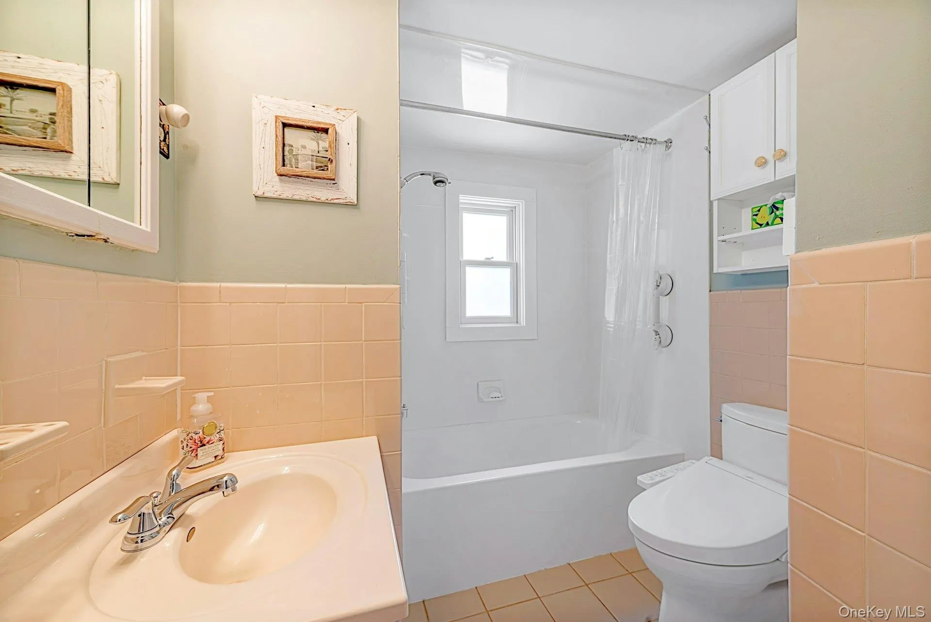 1825 Main Bayview Road, Southold, NY, 2 Bedroom Bedrooms, 7 Room Rooms,1 BathroomBathrooms,Residential Lease,For Rent,Main Bayview,0,1020506 1825 Main Bayview Road, Southold, NY, 2 Bedroom Bedrooms, 7 Room Rooms,1 BathroomBathrooms,Residential Lease,For Rent,Main Bayview,0,1020506