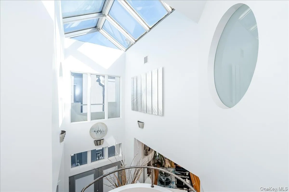 17 New York Avenue, Long Beach, NY, 3 Bedrooms Bedrooms, 9 Rooms Rooms,2 BathroomsBathrooms,Residential,For Rent,New York,0,1020507 17 New York Avenue, Long Beach, NY, 3 Bedrooms Bedrooms, 9 Rooms Rooms,2 BathroomsBathrooms,Residential,For Rent,New York,0,1020507