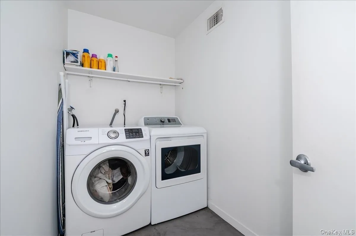 17 New York Avenue, Long Beach, NY, 3 Bedrooms Bedrooms, 9 Rooms Rooms,2 BathroomsBathrooms,Residential,For Rent,New York,0,1020507 17 New York Avenue, Long Beach, NY, 3 Bedrooms Bedrooms, 9 Rooms Rooms,2 BathroomsBathrooms,Residential,For Rent,New York,0,1020507