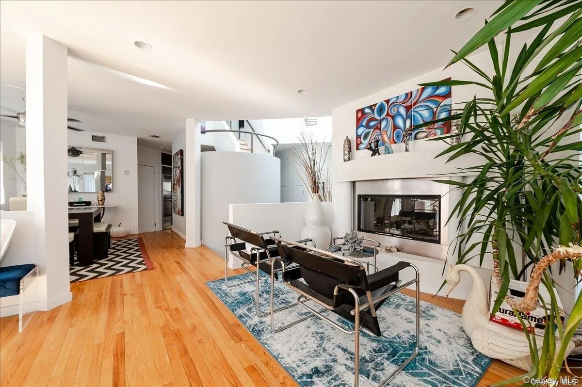 17 New York Avenue, Long Beach, NY, 3 Bedrooms Bedrooms, 9 Rooms Rooms,2 BathroomsBathrooms,Residential,For Rent,New York,0,1020507 17 New York Avenue, Long Beach, NY, 3 Bedrooms Bedrooms, 9 Rooms Rooms,2 BathroomsBathrooms,Residential,For Rent,New York,0,1020507