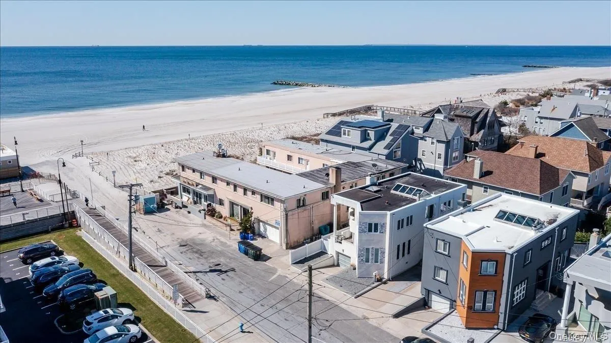 17 New York Avenue, Long Beach, NY, 3 Bedrooms Bedrooms, 9 Rooms Rooms,2 BathroomsBathrooms,Residential,For Rent,New York,0,1020507 17 New York Avenue, Long Beach, NY, 3 Bedrooms Bedrooms, 9 Rooms Rooms,2 BathroomsBathrooms,Residential,For Rent,New York,0,1020507