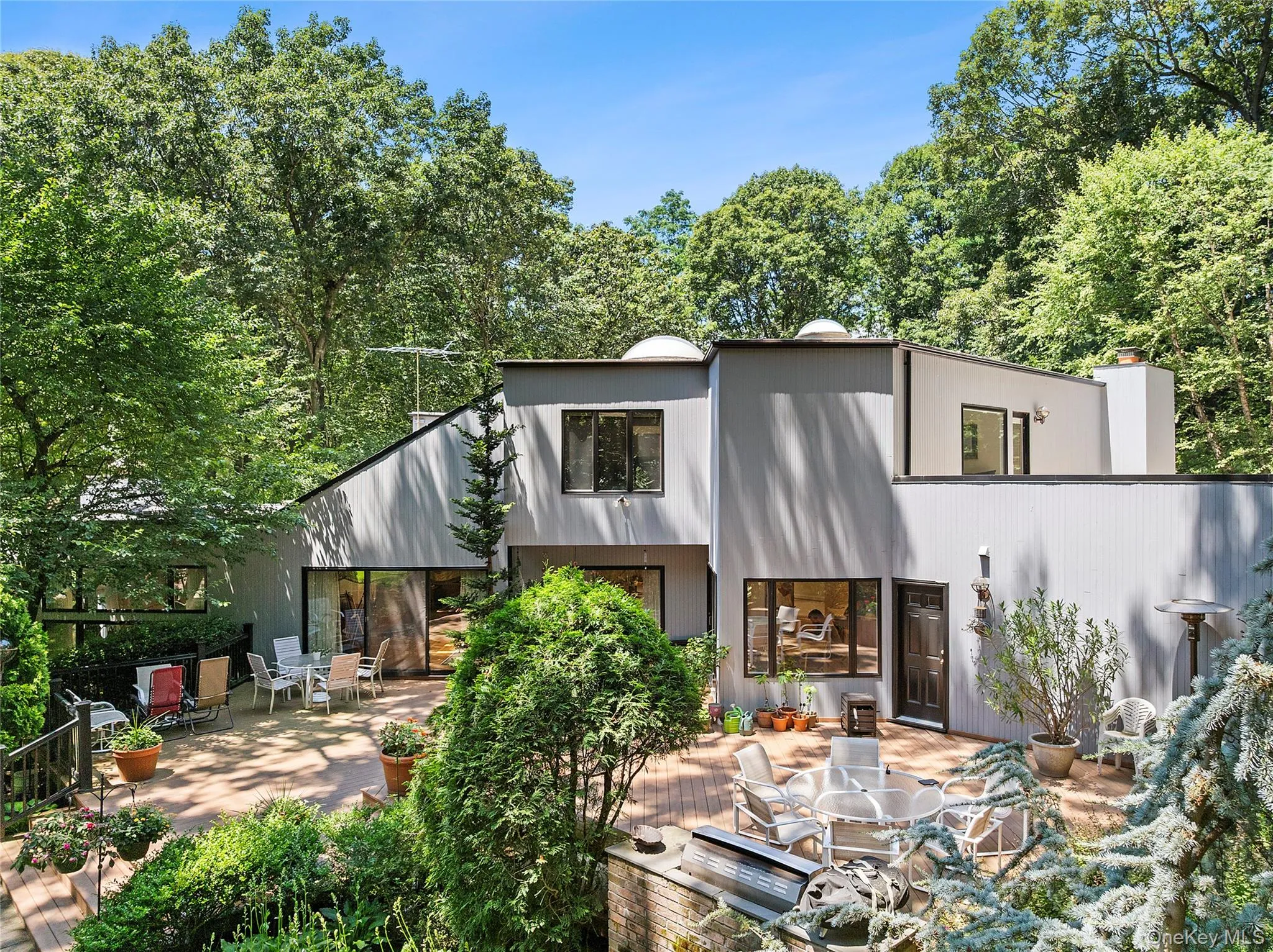 17 Danton Lane, Oyster Bay, NY, 5 Bedrooms Bedrooms, 10 Rooms Rooms,4 BathroomsBathrooms,Residential,For Rent,Danton,0,1020514 17 Danton Lane, Oyster Bay, NY, 5 Bedrooms Bedrooms, 10 Rooms Rooms,4 BathroomsBathrooms,Residential,For Rent,Danton,0,1020514