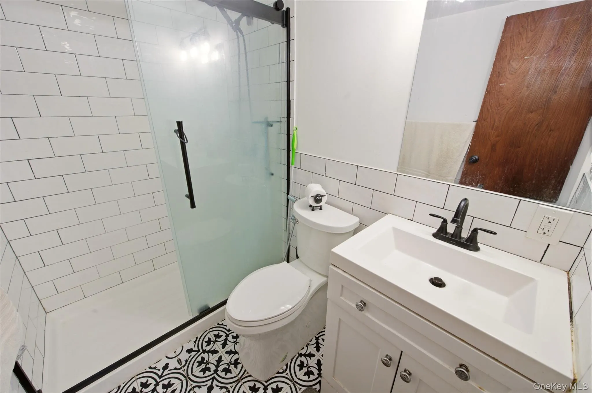 5 Putnam Place, Huntington, NY, 4 Bedrooms Bedrooms, 6 Rooms Rooms,2 BathroomsBathrooms,Residential,For Rent,Putnam,0,1020516 5 Putnam Place, Huntington, NY, 4 Bedrooms Bedrooms, 6 Rooms Rooms,2 BathroomsBathrooms,Residential,For Rent,Putnam,0,1020516
