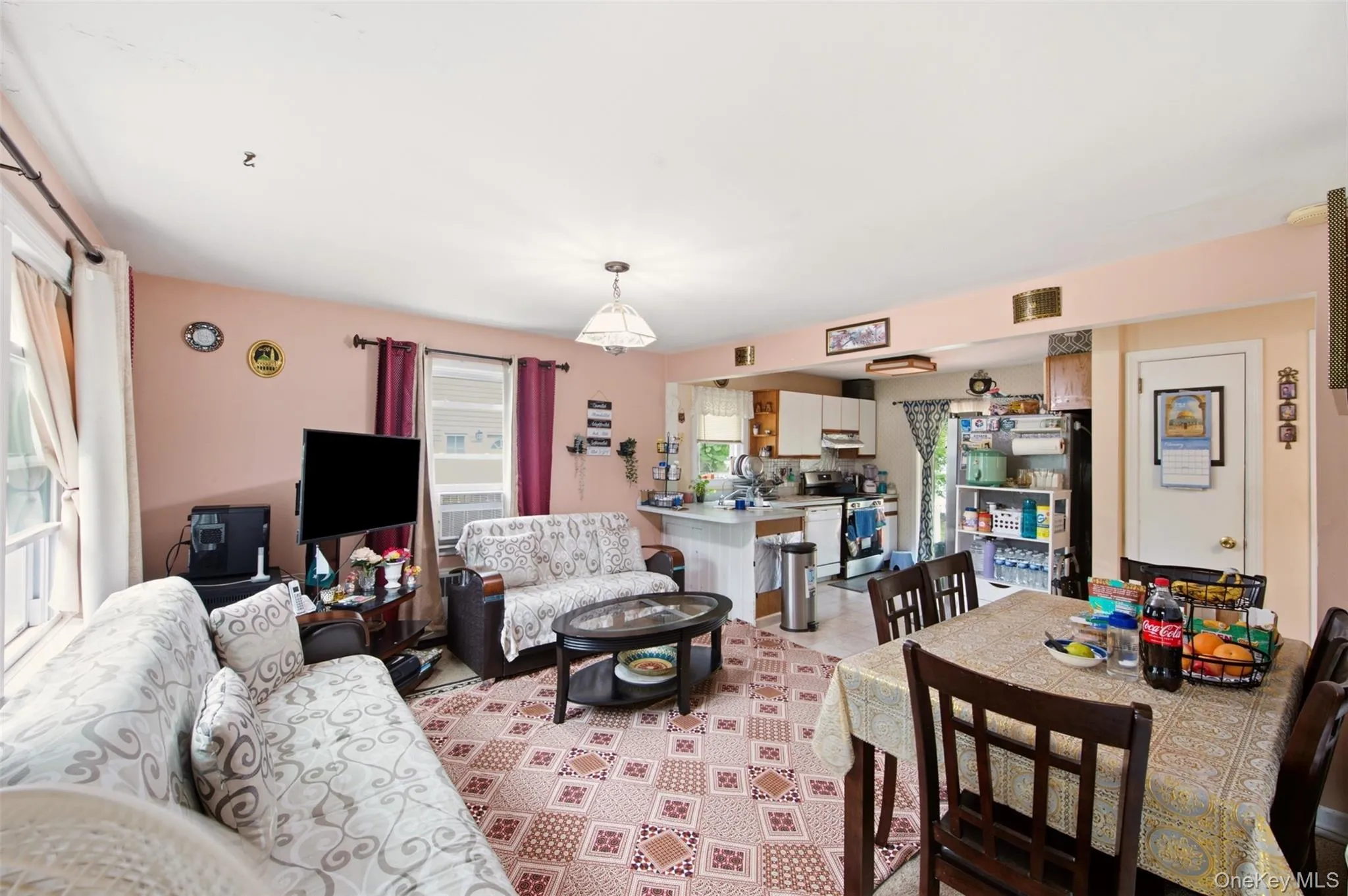 5 Putnam Place, Huntington, NY, 4 Bedrooms Bedrooms, 6 Rooms Rooms,2 BathroomsBathrooms,Residential,For Rent,Putnam,0,1020516 5 Putnam Place, Huntington, NY, 4 Bedrooms Bedrooms, 6 Rooms Rooms,2 BathroomsBathrooms,Residential,For Rent,Putnam,0,1020516