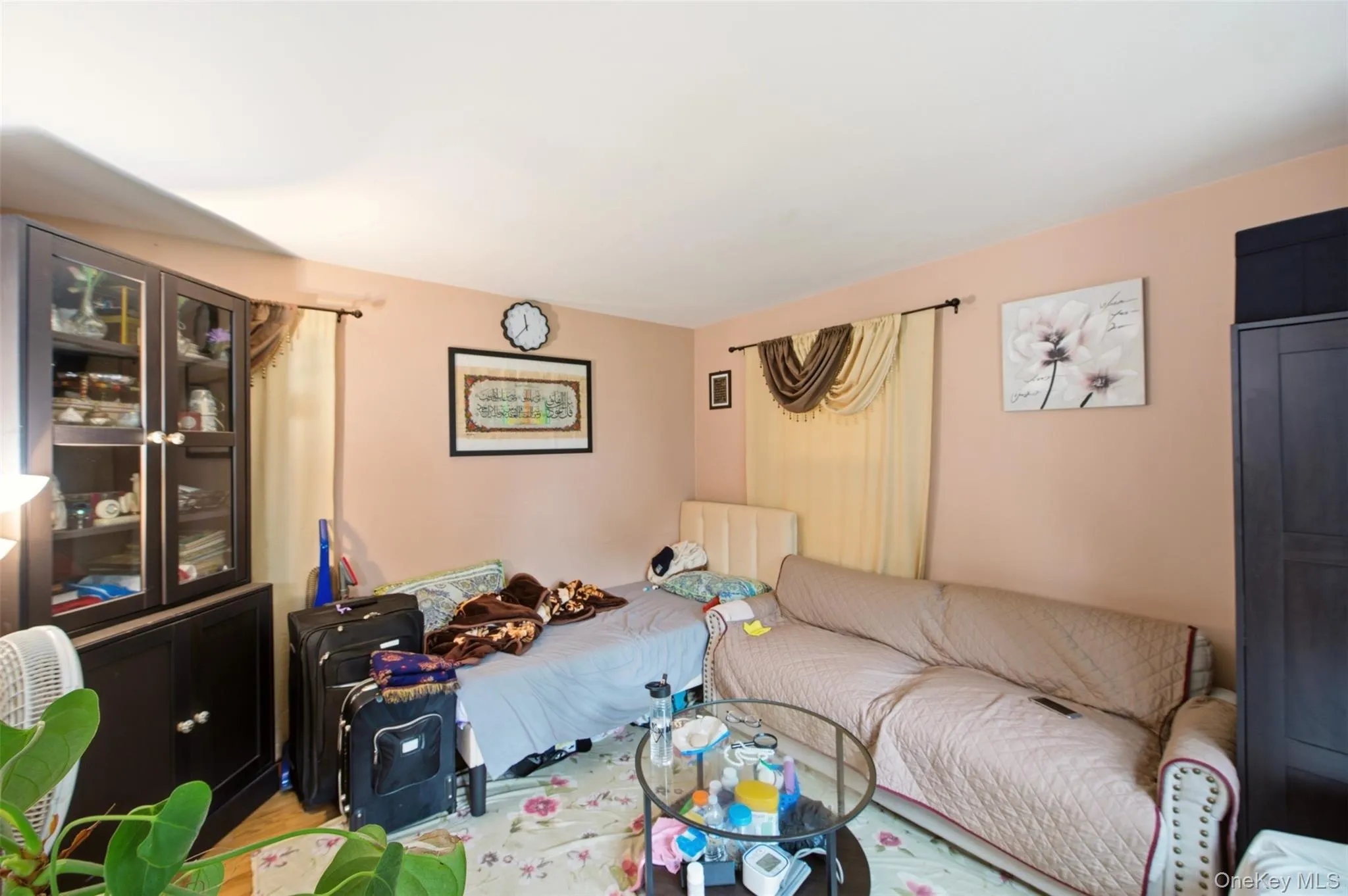 5 Putnam Place, Huntington, NY, 4 Bedrooms Bedrooms, 6 Rooms Rooms,2 BathroomsBathrooms,Residential,For Rent,Putnam,0,1020516 5 Putnam Place, Huntington, NY, 4 Bedrooms Bedrooms, 6 Rooms Rooms,2 BathroomsBathrooms,Residential,For Rent,Putnam,0,1020516