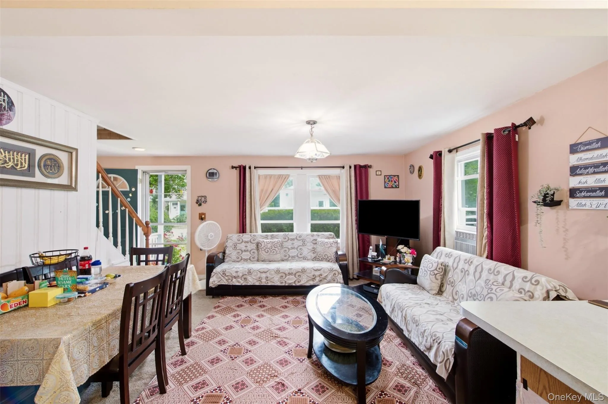 5 Putnam Place, Huntington, NY, 4 Bedrooms Bedrooms, 6 Rooms Rooms,2 BathroomsBathrooms,Residential,For Rent,Putnam,0,1020516 5 Putnam Place, Huntington, NY, 4 Bedrooms Bedrooms, 6 Rooms Rooms,2 BathroomsBathrooms,Residential,For Rent,Putnam,0,1020516