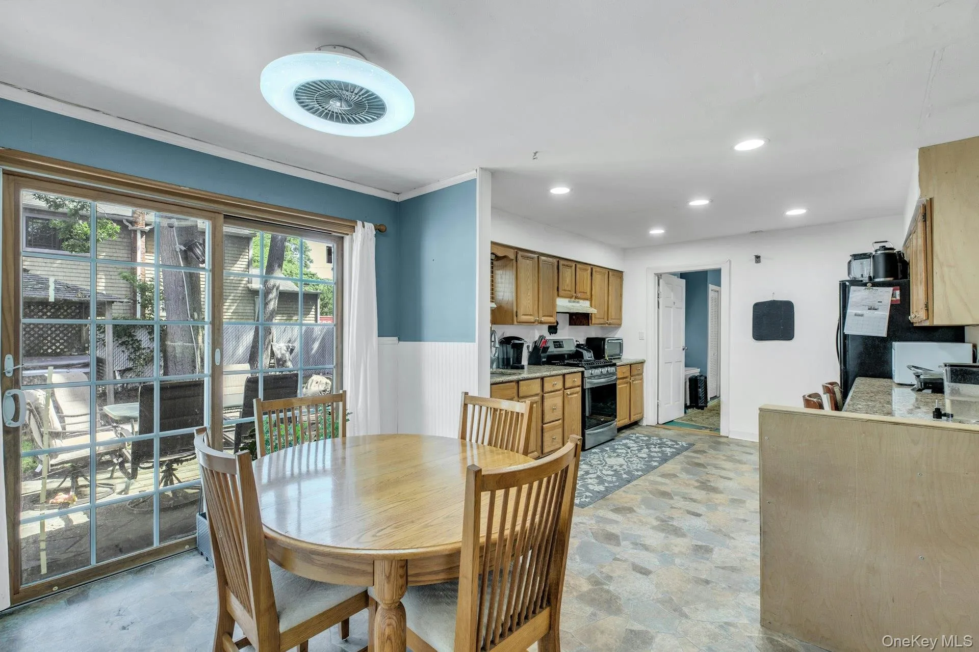 11 Wood Avenue, Brookhaven, NY, 4 Bedrooms Bedrooms, 6 Rooms Rooms,1 BathroomBathrooms,Residential,For Rent,Wood,0,1020517 11 Wood Avenue, Brookhaven, NY, 4 Bedrooms Bedrooms, 6 Rooms Rooms,1 BathroomBathrooms,Residential,For Rent,Wood,0,1020517