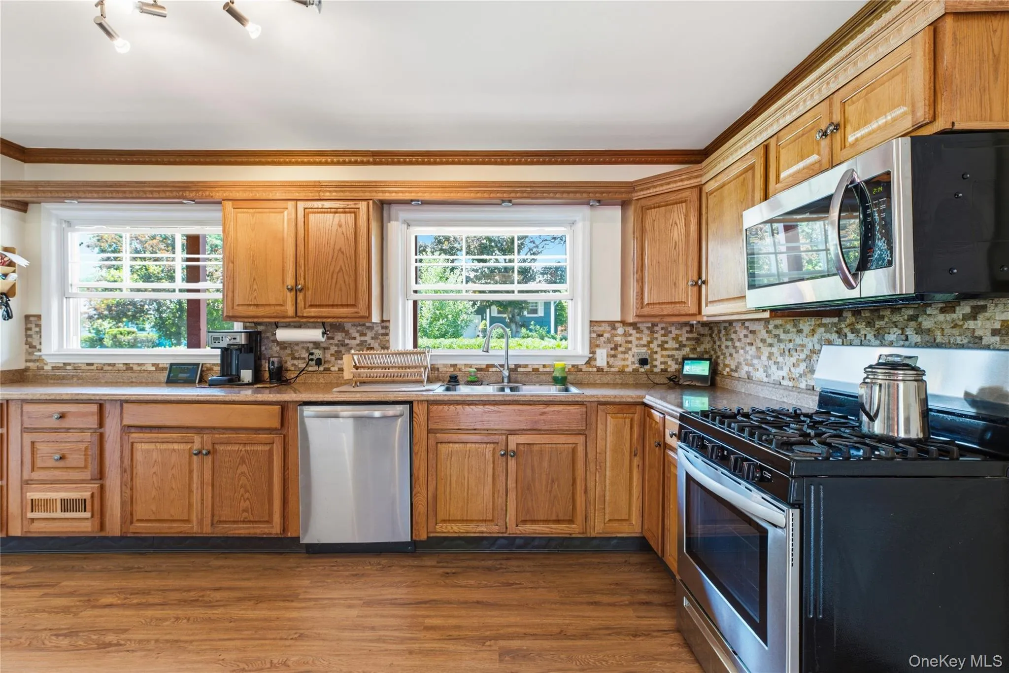 200 Walnut Street, Montgomery, NY, 3 Bedrooms Bedrooms, 7 Rooms Rooms,1 BathroomBathrooms,Residential,For Rent,Walnut,0,1020519 200 Walnut Street, Montgomery, NY, 3 Bedrooms Bedrooms, 7 Rooms Rooms,1 BathroomBathrooms,Residential,For Rent,Walnut,0,1020519