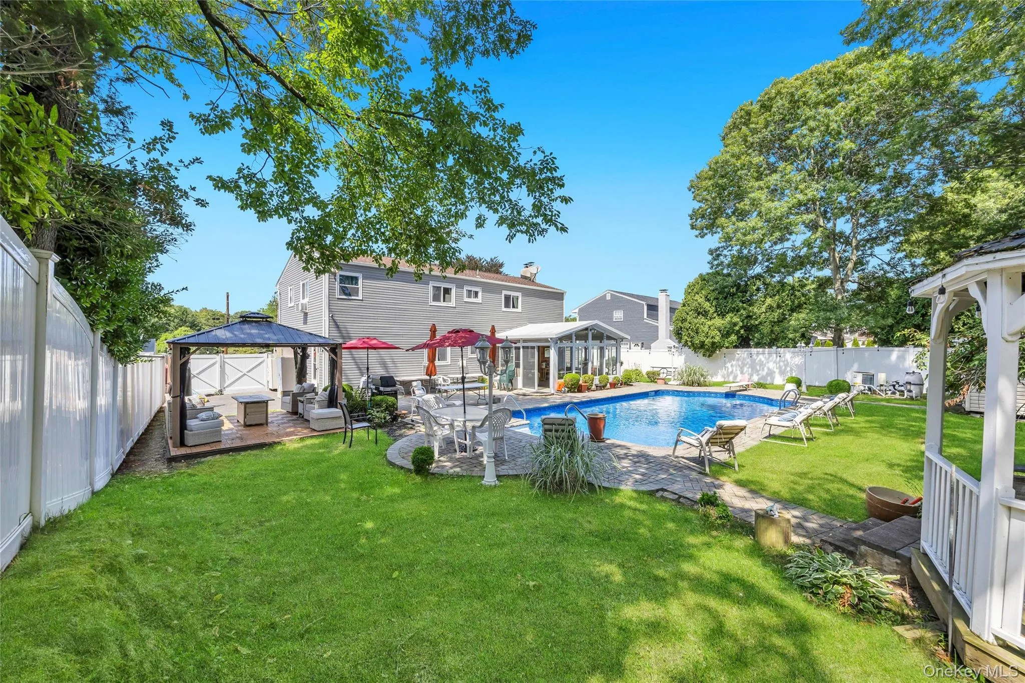 99 Schneider Lane, Islip, NY, 4 Bedrooms Bedrooms, 8 Rooms Rooms,1 BathroomBathrooms,Residential,For Rent,Schneider,0,1020525 99 Schneider Lane, Islip, NY, 4 Bedrooms Bedrooms, 8 Rooms Rooms,1 BathroomBathrooms,Residential,For Rent,Schneider,0,1020525