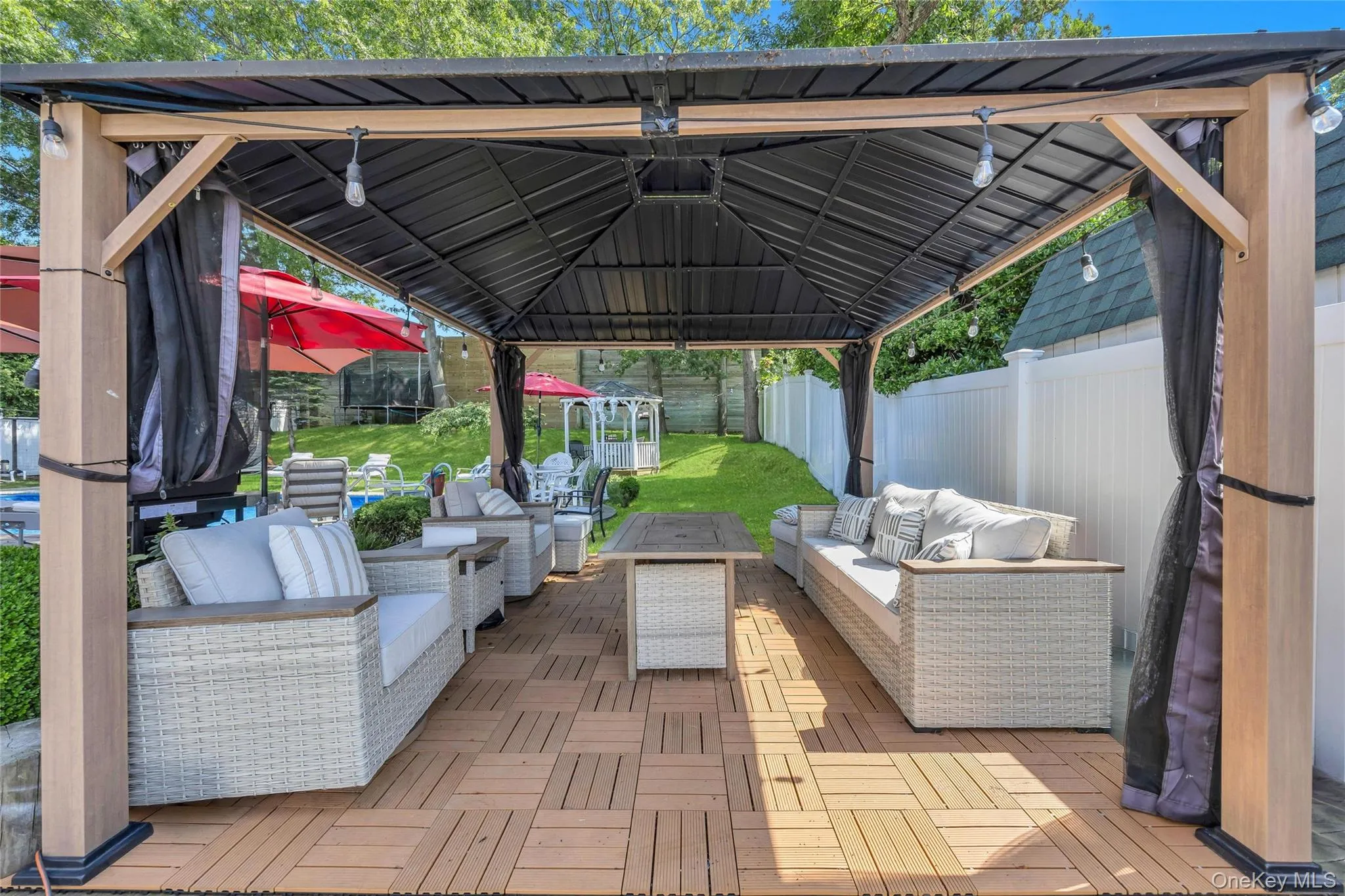 99 Schneider Lane, Islip, NY, 4 Bedrooms Bedrooms, 8 Rooms Rooms,1 BathroomBathrooms,Residential,For Rent,Schneider,0,1020525 99 Schneider Lane, Islip, NY, 4 Bedrooms Bedrooms, 8 Rooms Rooms,1 BathroomBathrooms,Residential,For Rent,Schneider,0,1020525