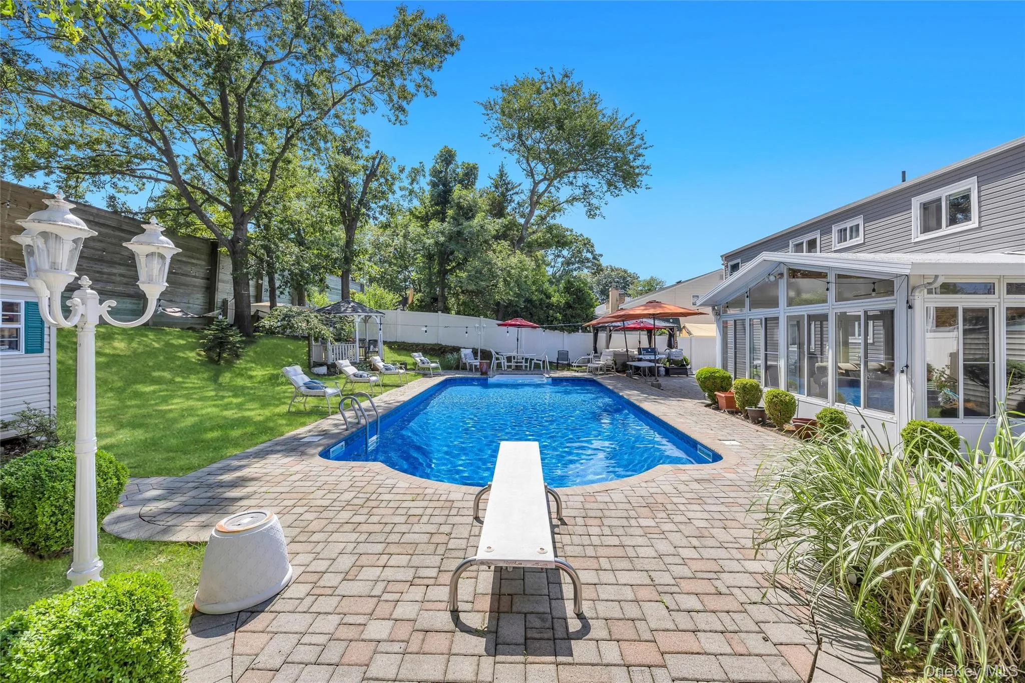 99 Schneider Lane, Islip, NY, 4 Bedrooms Bedrooms, 8 Rooms Rooms,1 BathroomBathrooms,Residential,For Rent,Schneider,0,1020525 99 Schneider Lane, Islip, NY, 4 Bedrooms Bedrooms, 8 Rooms Rooms,1 BathroomBathrooms,Residential,For Rent,Schneider,0,1020525